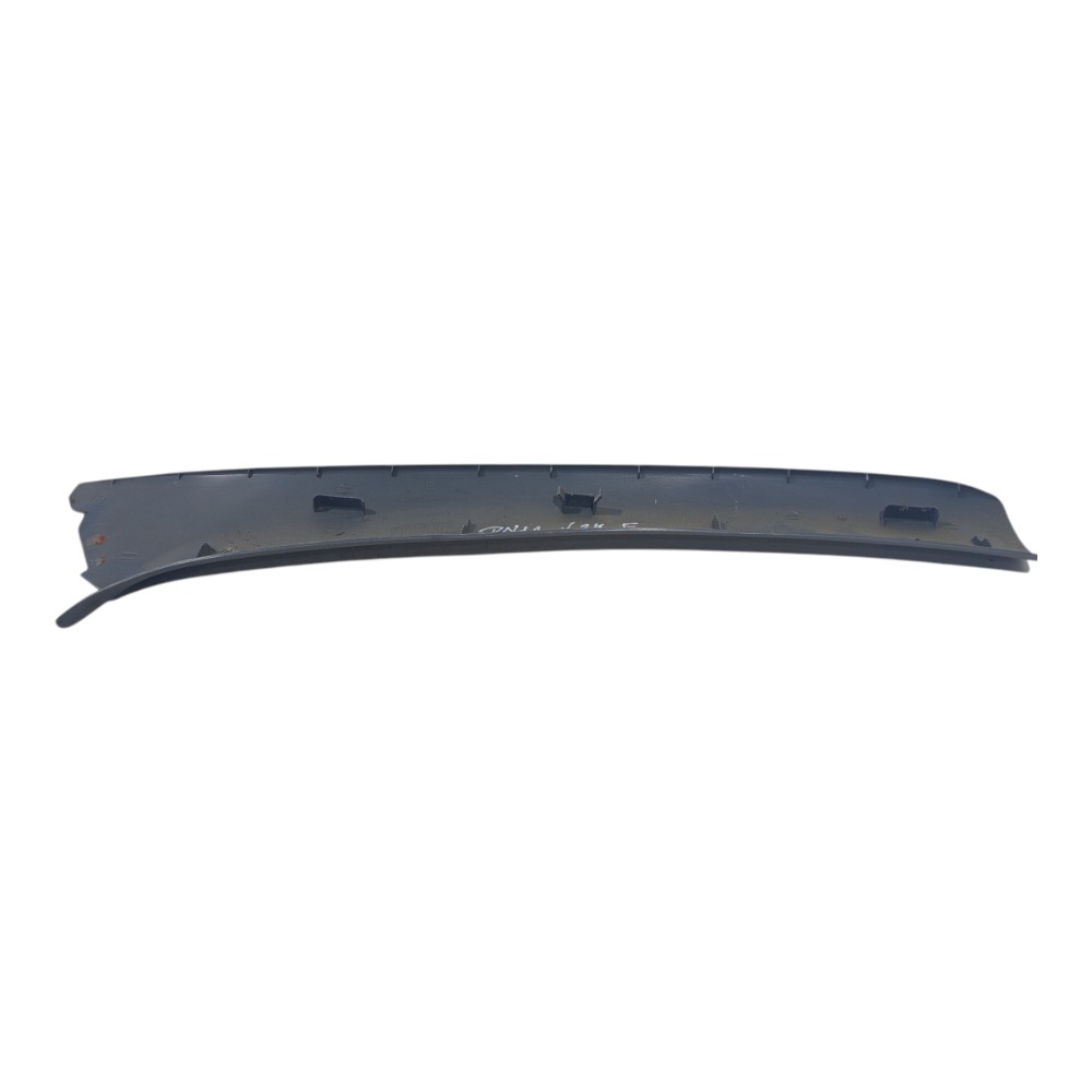 Moldura Interna Esquerda Parabrisa Fiat Palio 1997 98 A 2002 3