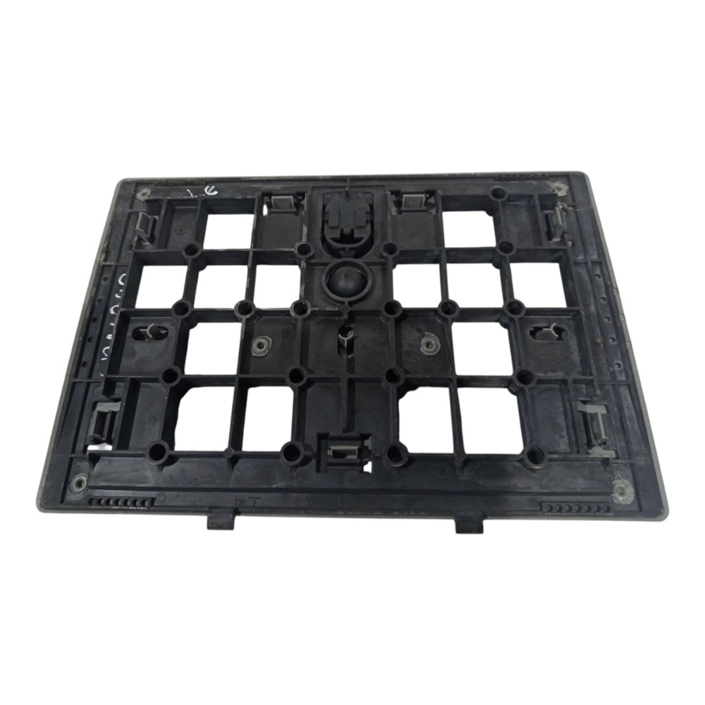 Tampa Porta Treco Assoalho Renault Scenic 2003 2004 A 2010 9