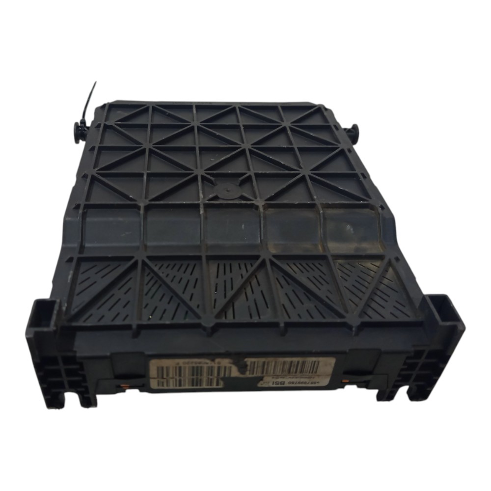 Modulo Bsi Caixa Fusível Peugeot 207 2008 2009 2010 A 2013 6