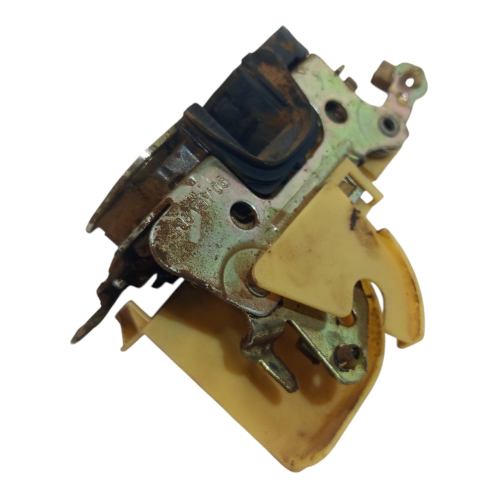 Fechadura Dianteira Esquerda Gm Chevrolet Corsa 1997 A 2002 1
