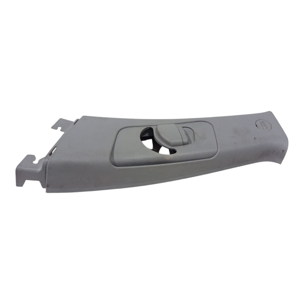 Moldura Coluna Lado Esquerdo Hyundai I30 2009 2010 2011 2012 4