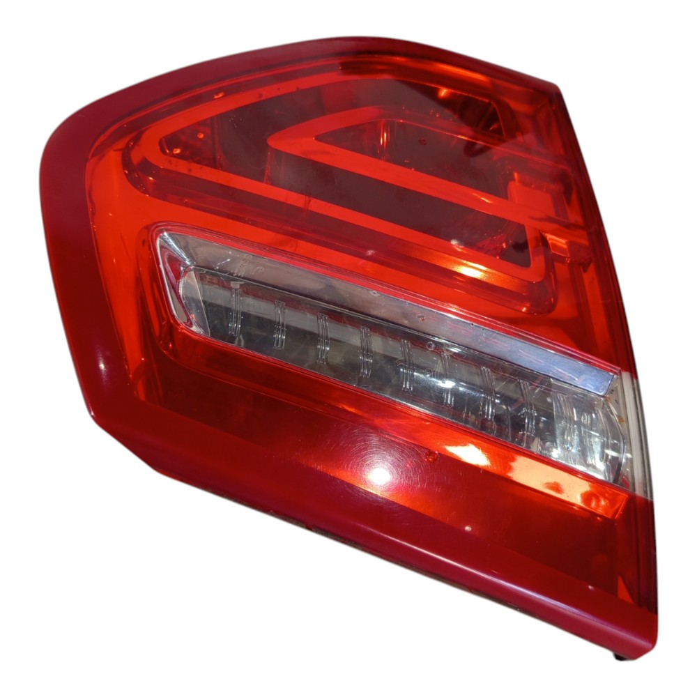 Lanterna Traseira Esquerda Citroen C4 Picasso 2006 A 2013 2