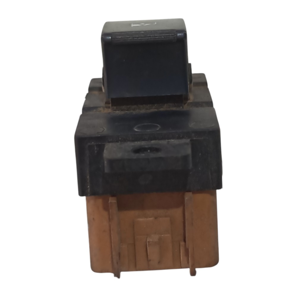 Interruptor Vidro Dianteiro Direito Gm Captiva 2008 A 2016 3