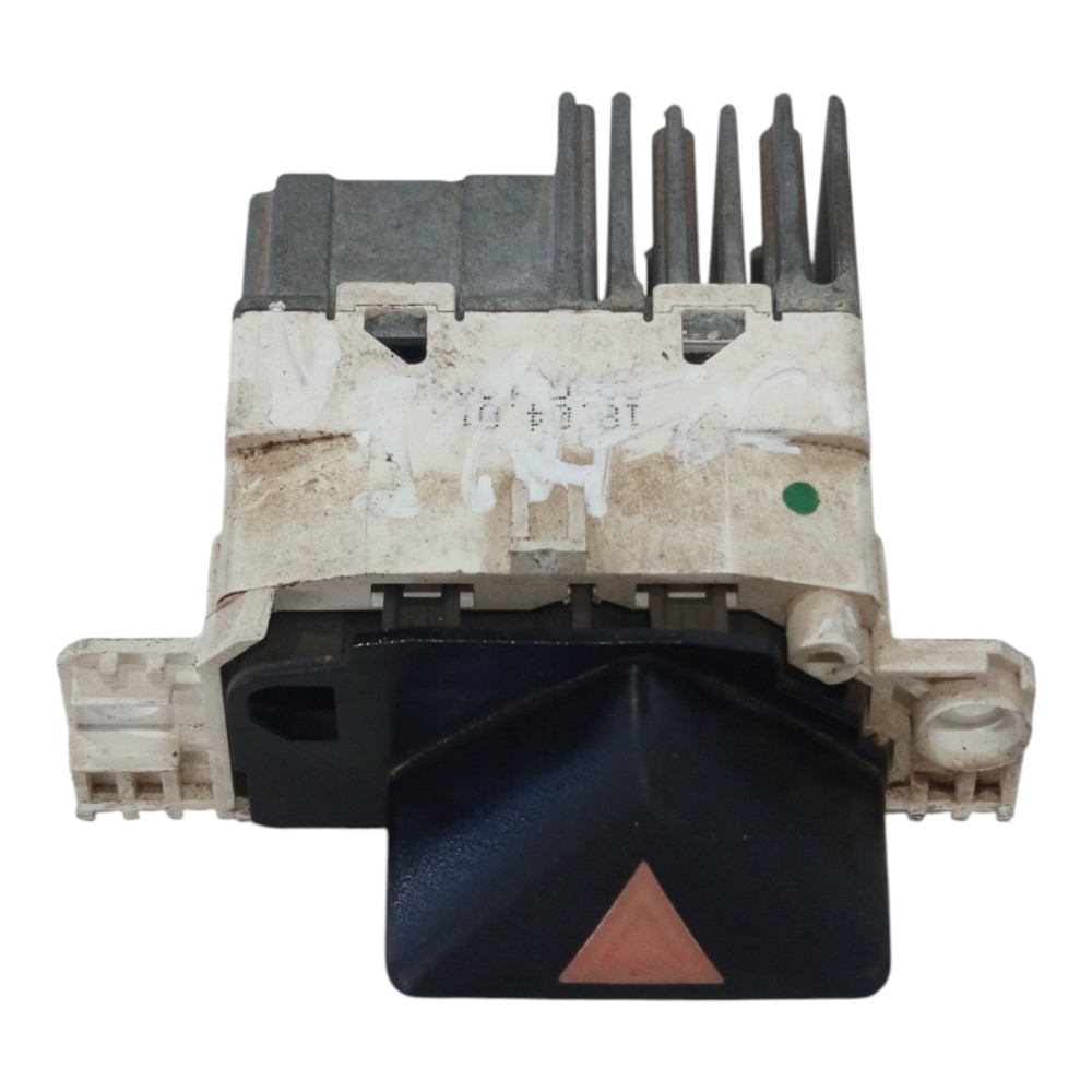 Botão Pisca Alerta Ford Focus 2001 A 2008 2