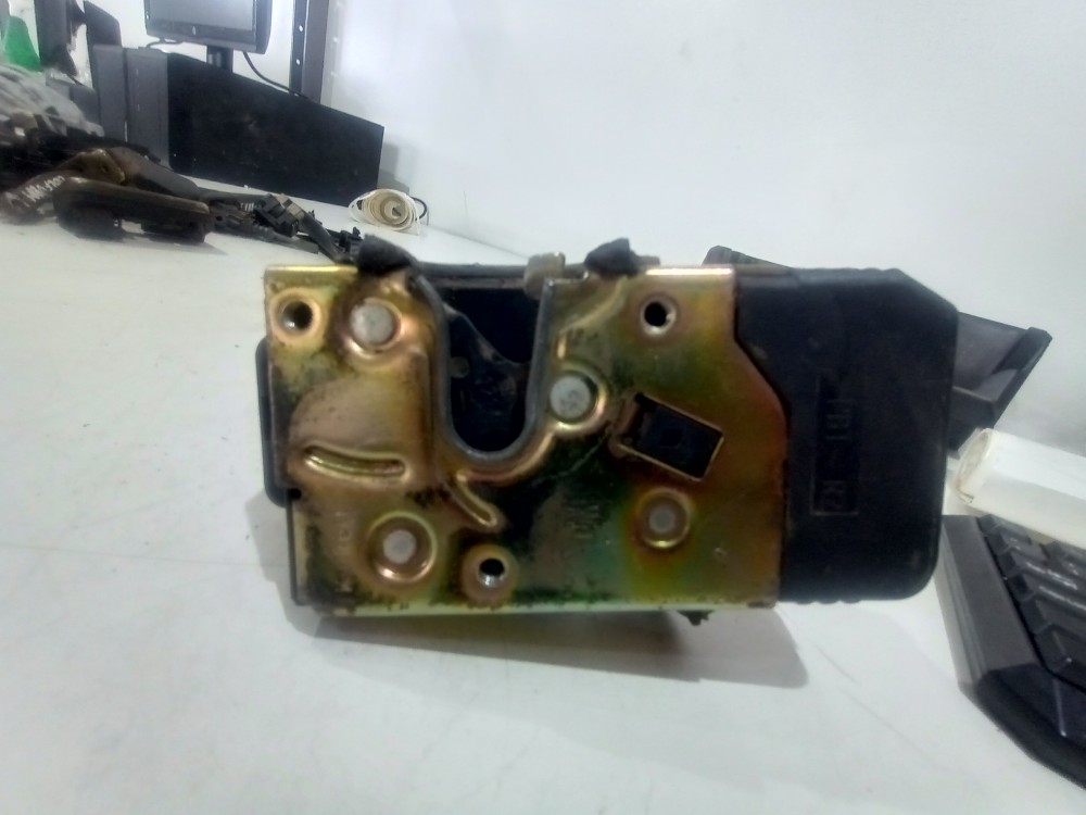 Tranca Fechadura Porta Dianteira Direita Gm Vectra 1996 1997 5