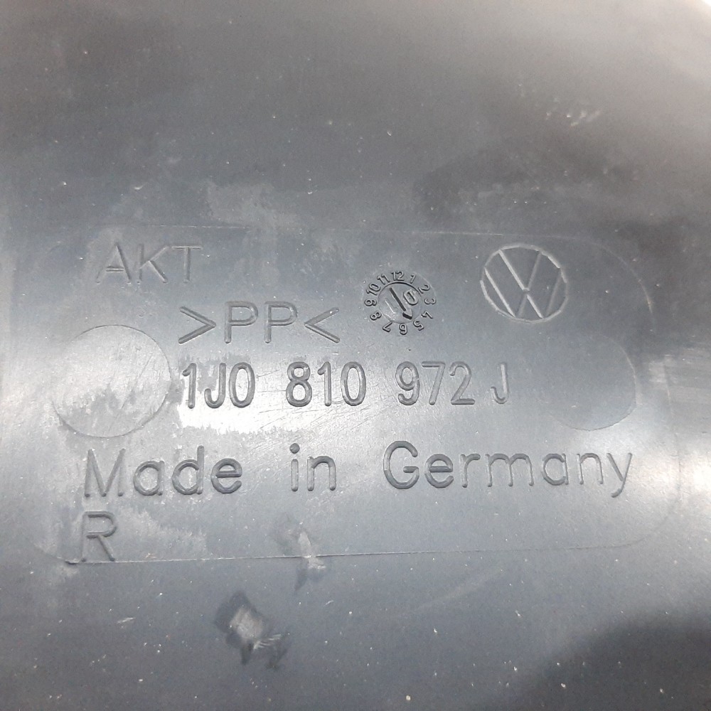 Parabarro Traseiro Direito Volkswagen Golf 1999 2000 A 2006 7