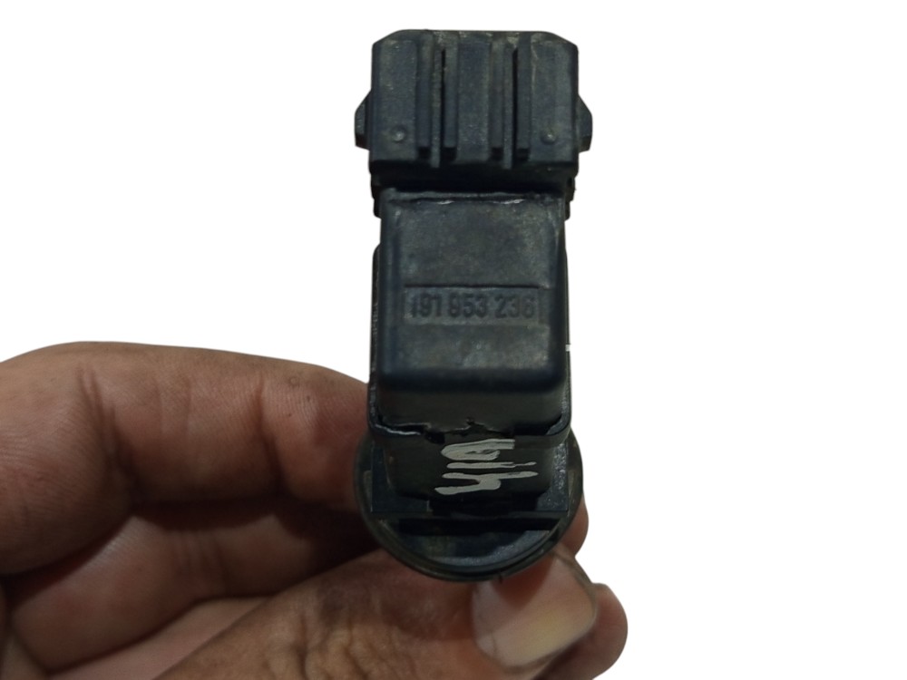 Sensor Interruptor Alarme Capô Vw Polo Classic 1997 A 2002 Preto 4