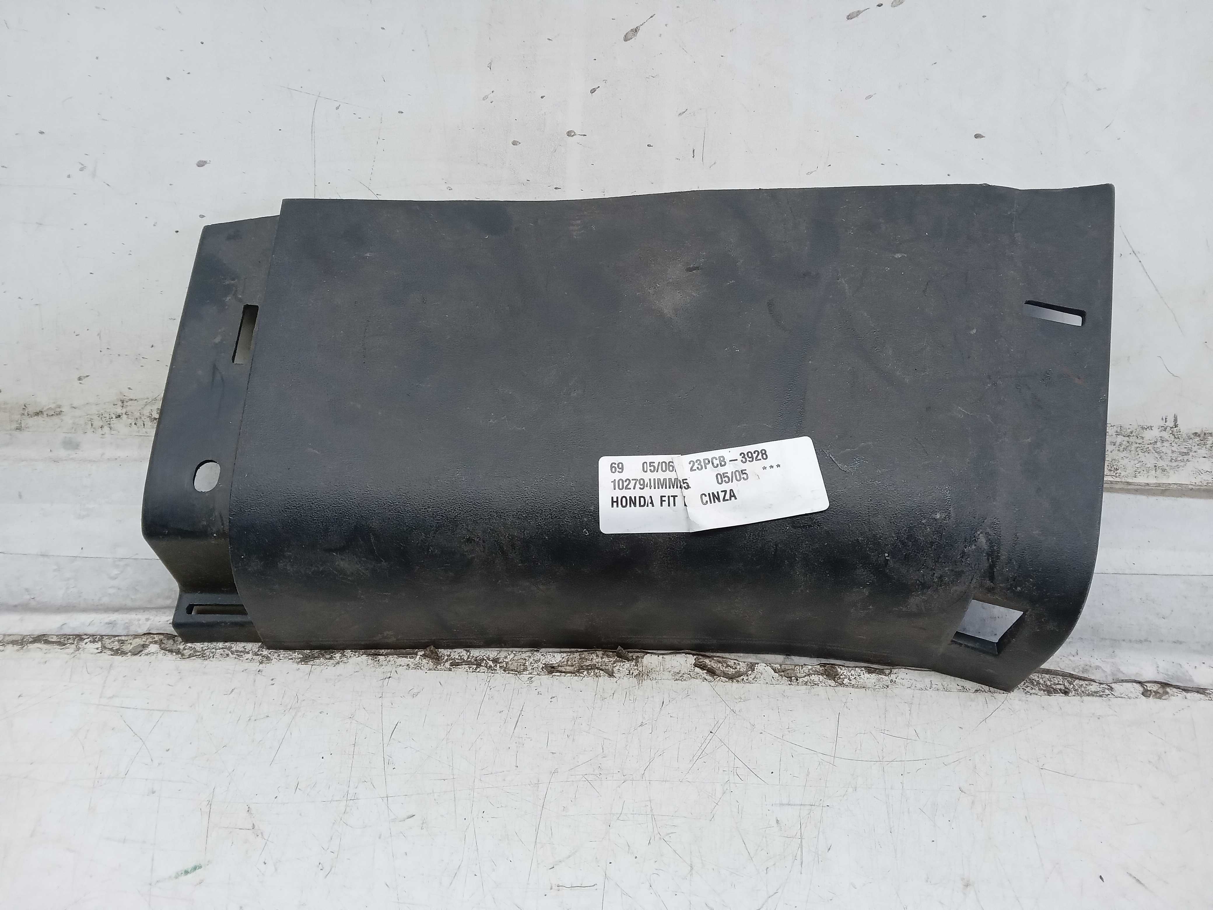 MOLDURA ACABAMENTO INFERIOR SOLEIRA TRAS LE HONDA FIT 2005