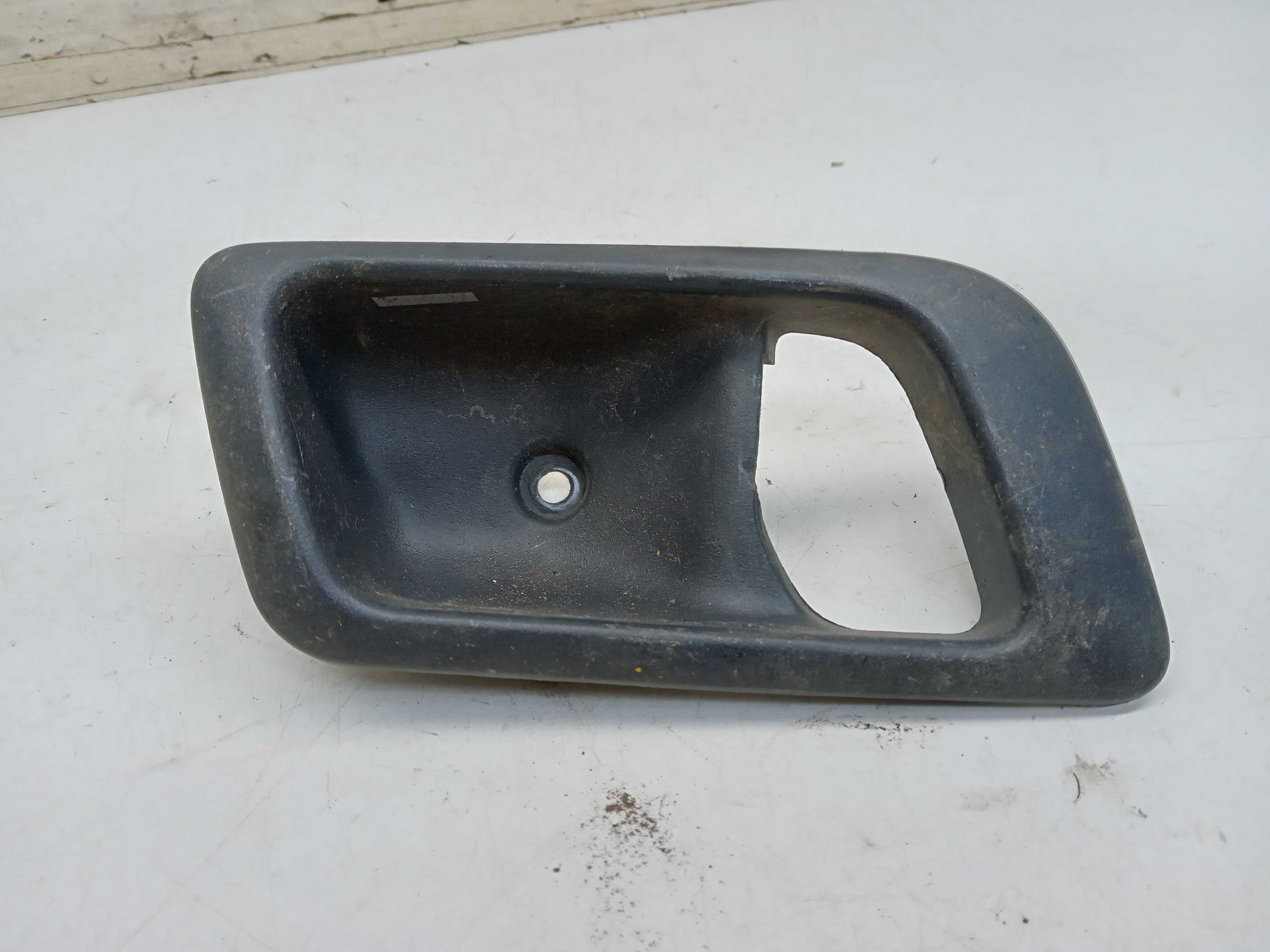 Moldura maçaneta interna le fiat palio 2007 a 2012 1