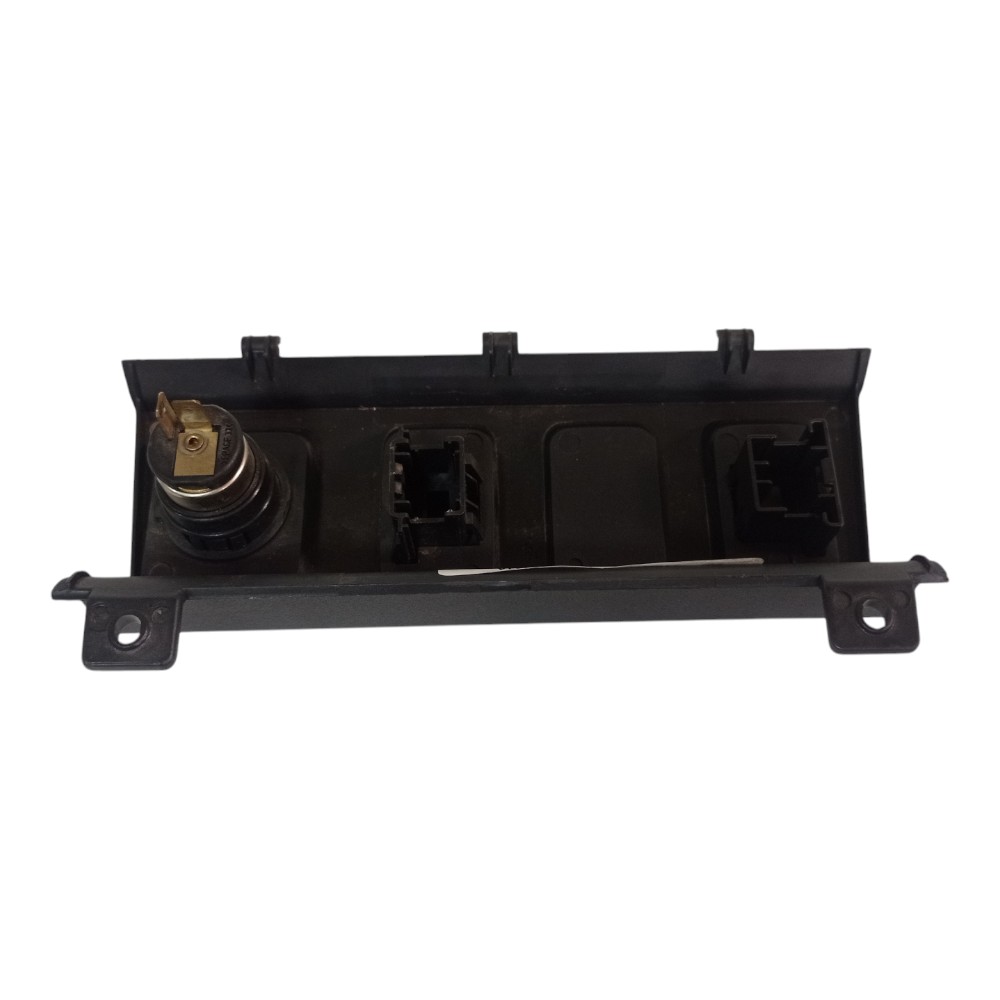 Moldura Acabamento Tomada 12v Honda Hrv 2015 A 2020 3
