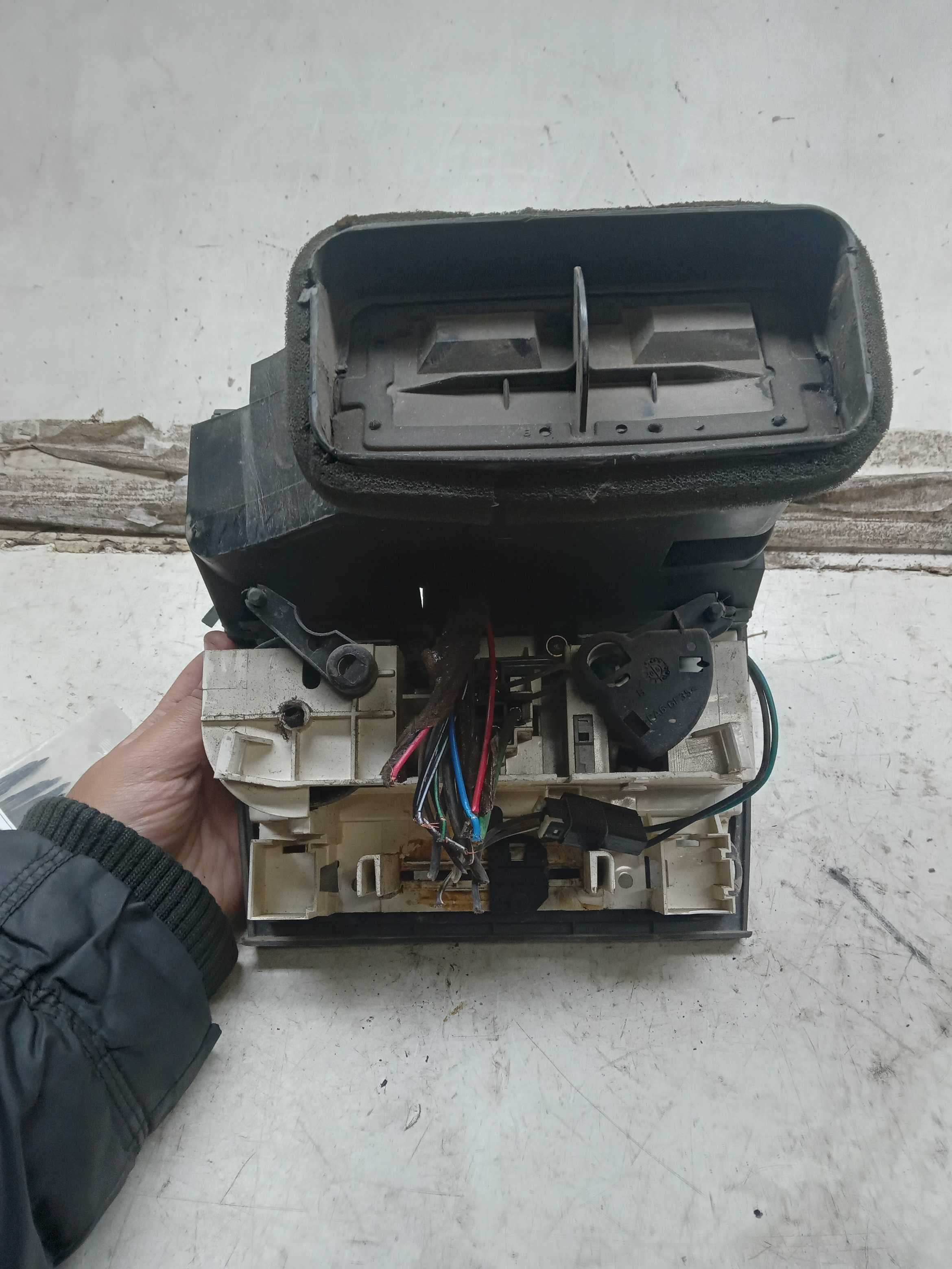 MOLDURA PAINEL COMANDO CENTRAL DIFUSOR AR GM CORSA 1995 2