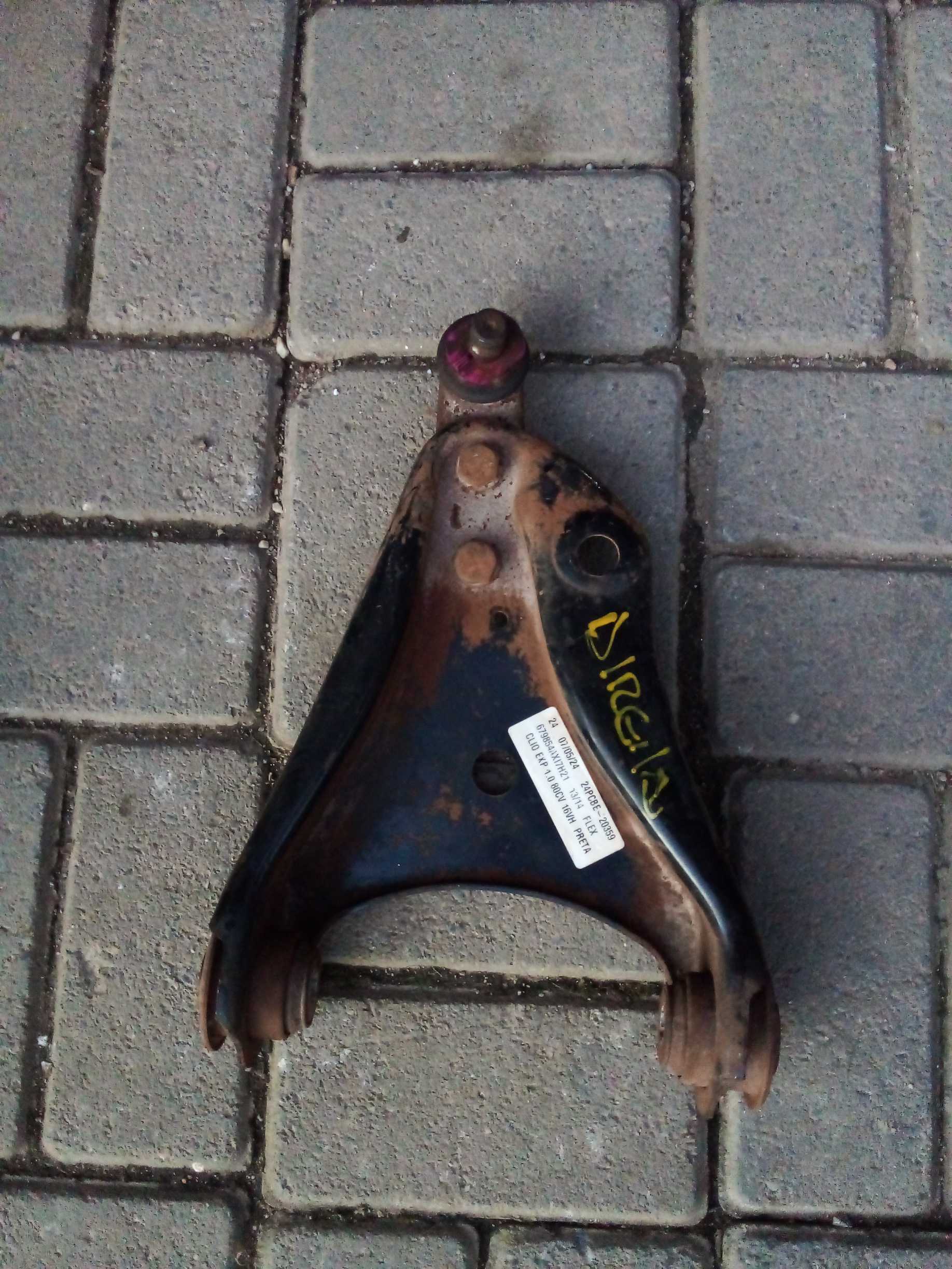 BALANÇA DIANTEIRA DIREITA RENAULT CLIO 1.0 2013