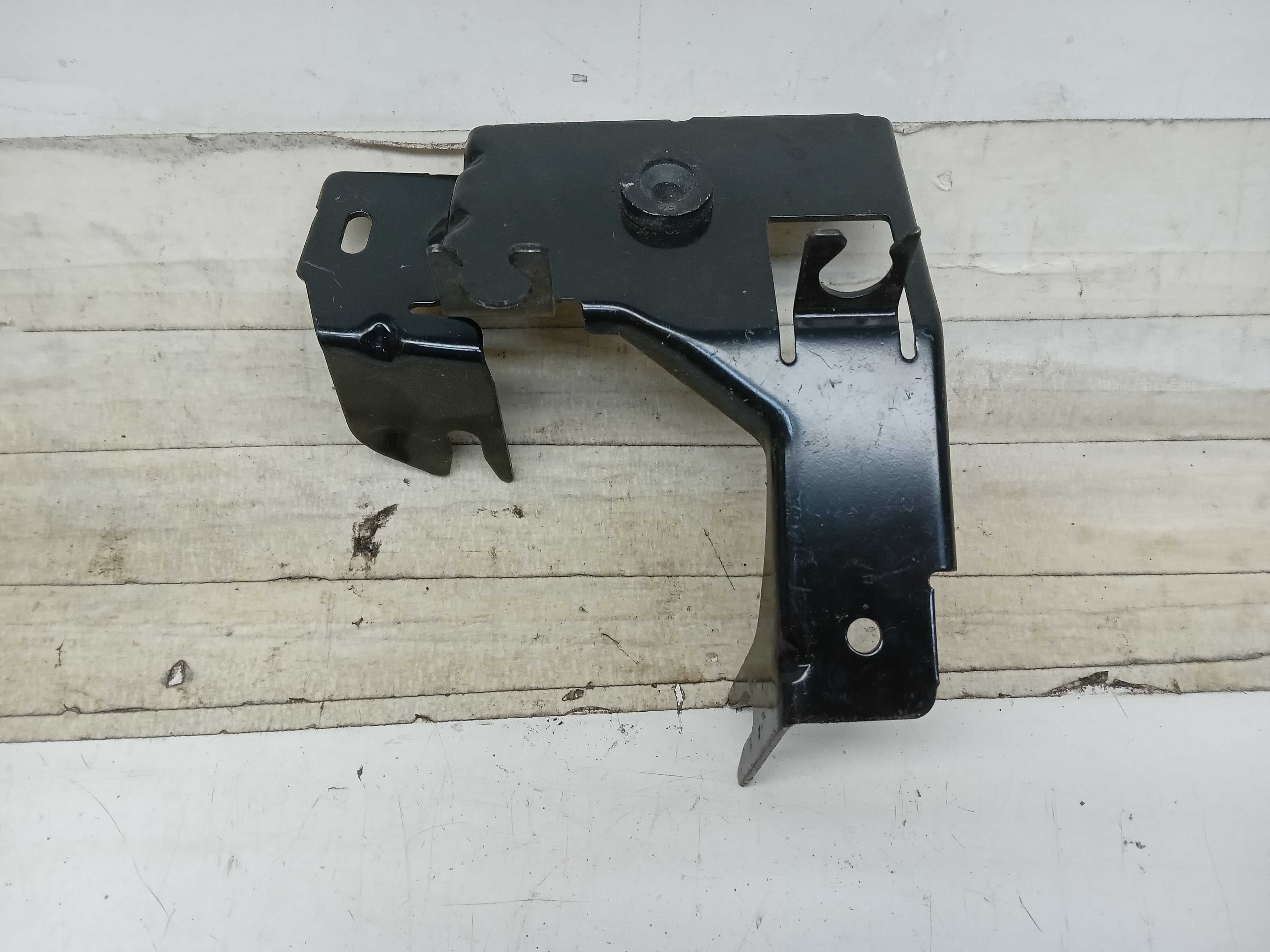 Suporte modulo abs renault duster sandero 2009 a 2013 2