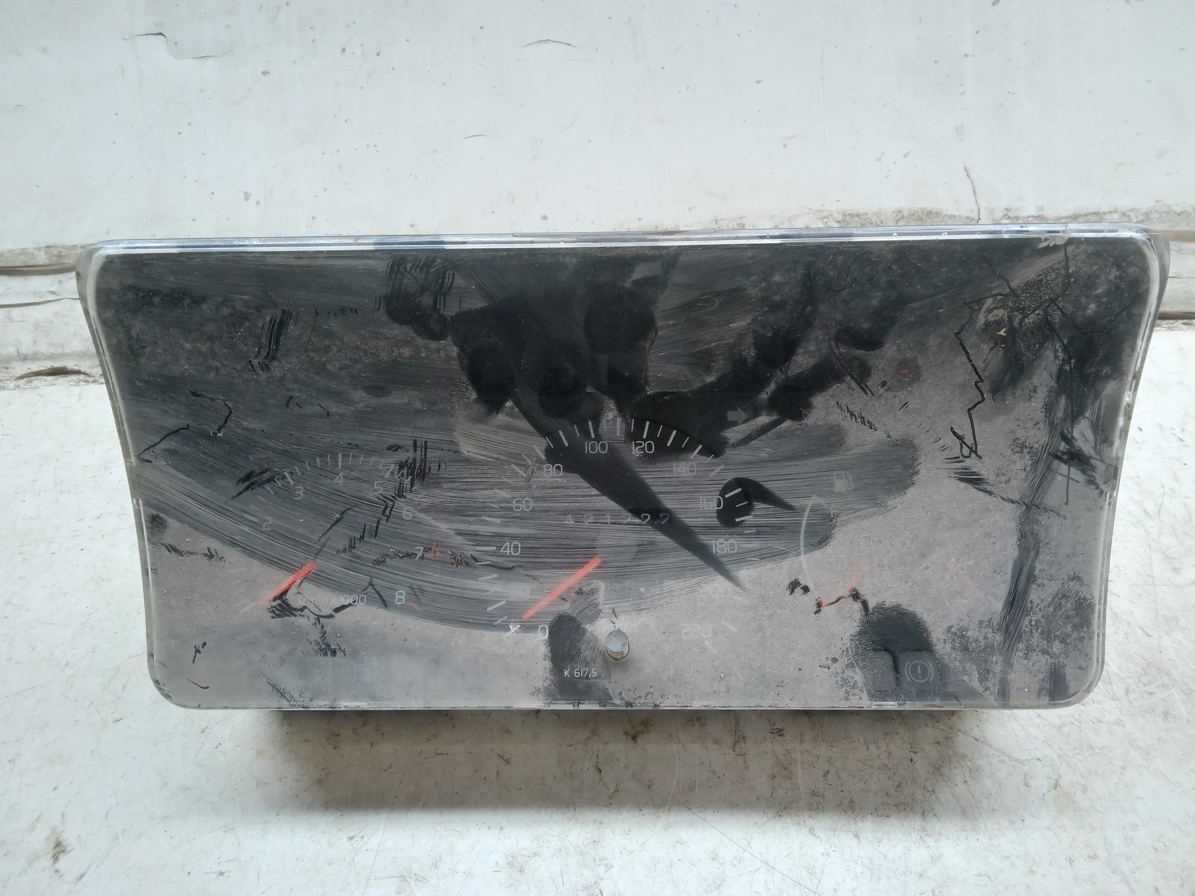 PAINEL INSTRUMENTOS VOLVO 460 1995