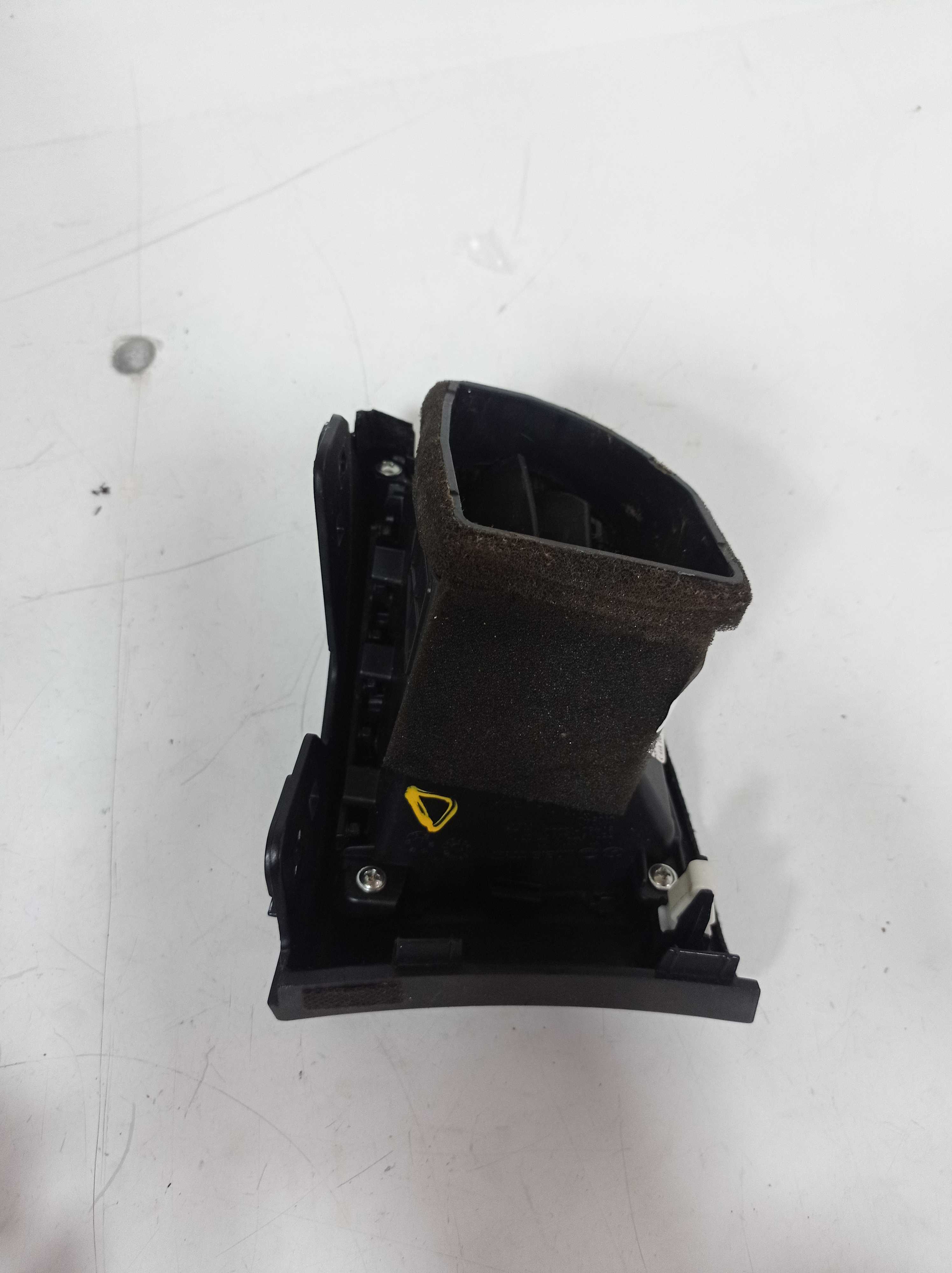 DIFUSOR DE AR DIREITO HYUNDAI HB20 2016 2