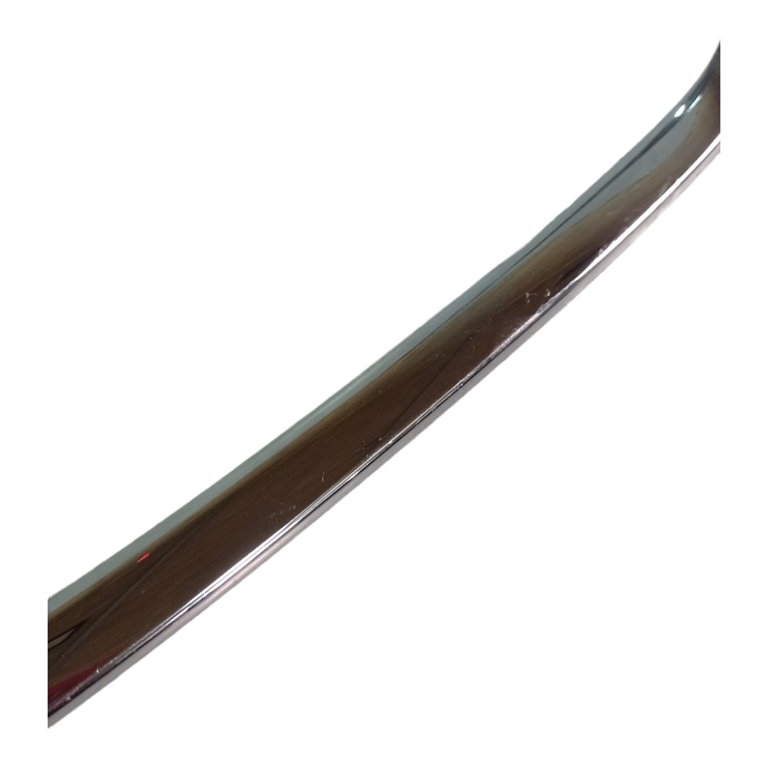 Friso Cromado Moldura Farol Milha Esquerdo Gm Tracker 17 20 3