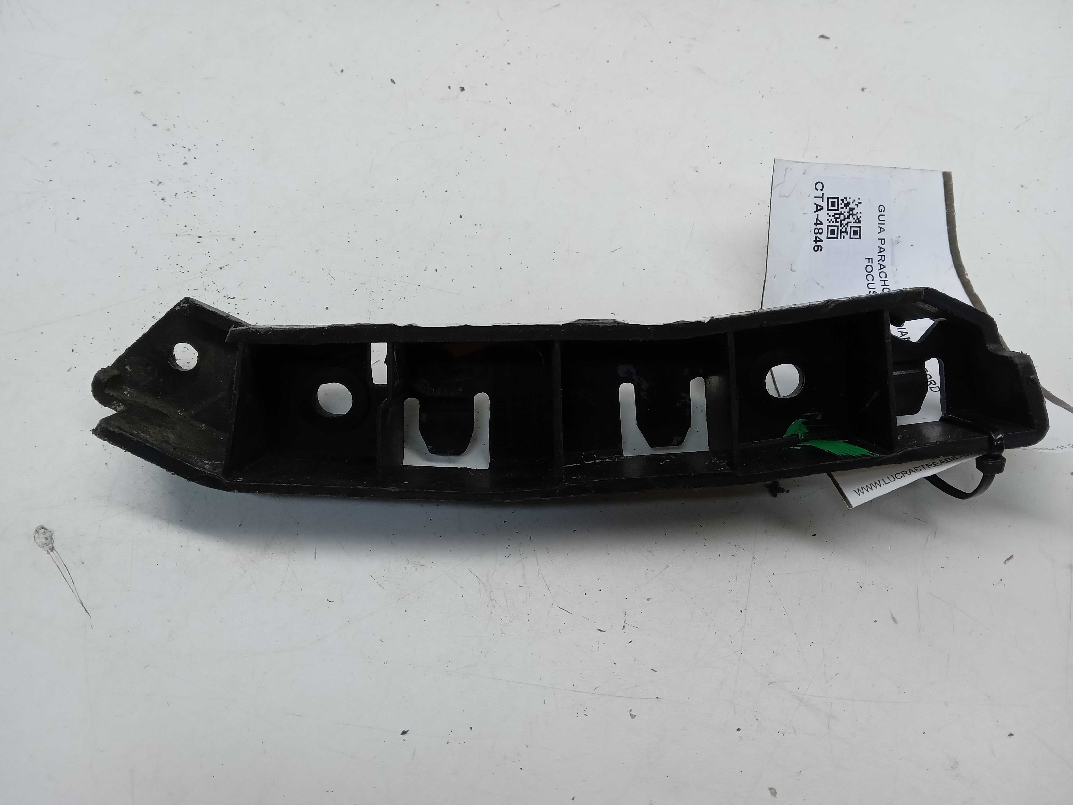Guia parachoque dianteiro le ford focus 2015 1