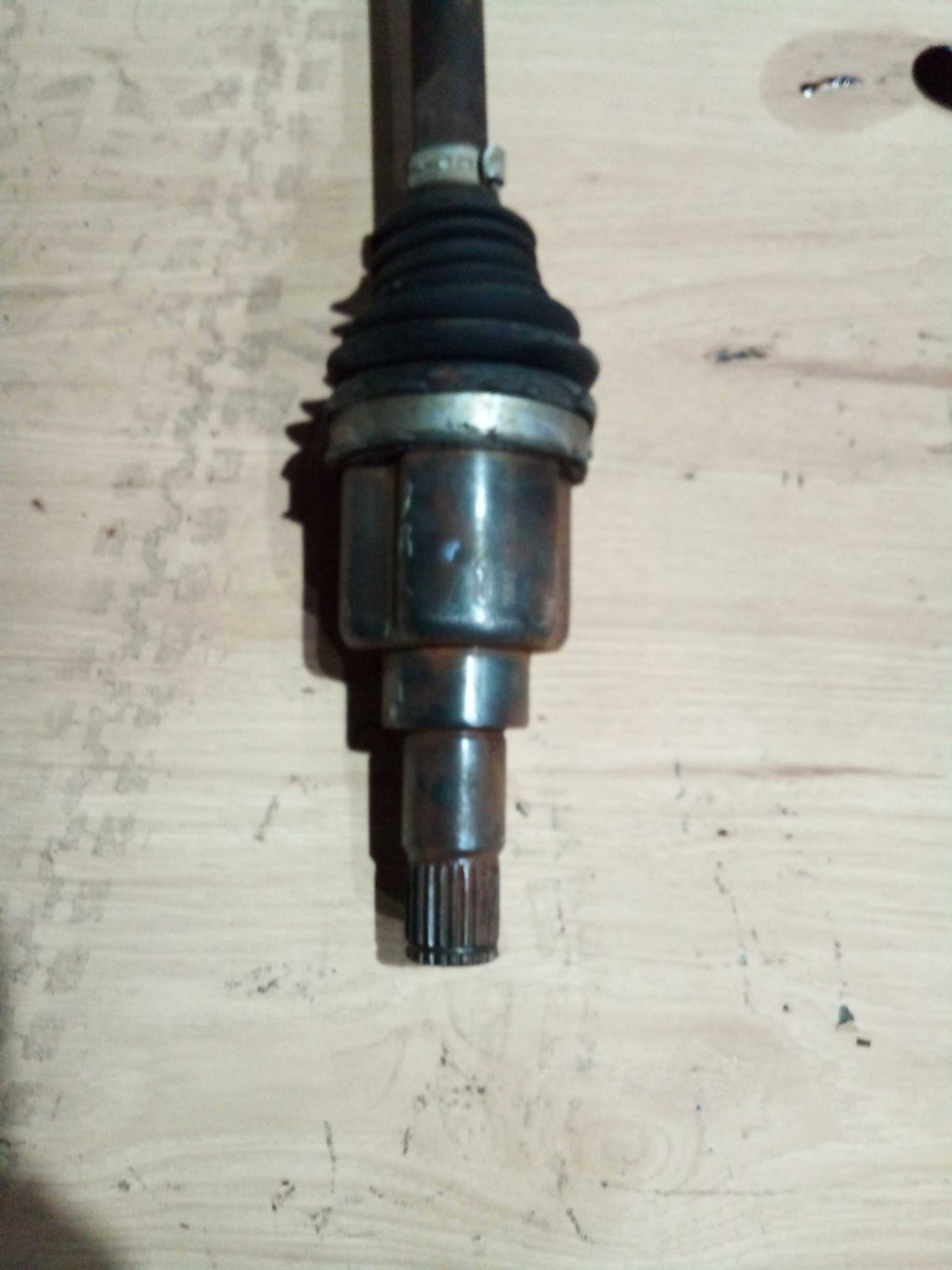 Semi-eixo Ford Ka 1.0 3 cilindros lado esquerdo 2020 3