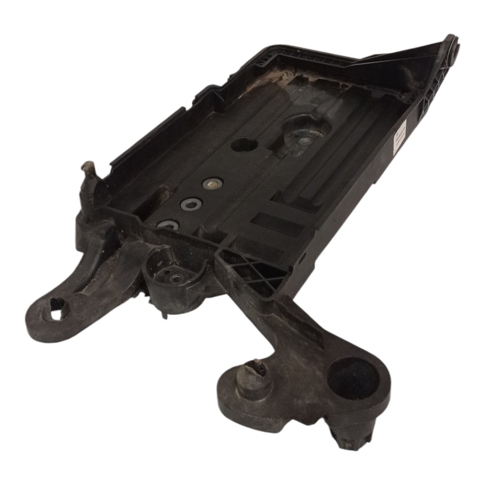 Suporte Bandeja Bateria Volkswagen Golf Tsi 2014 A 2017 3