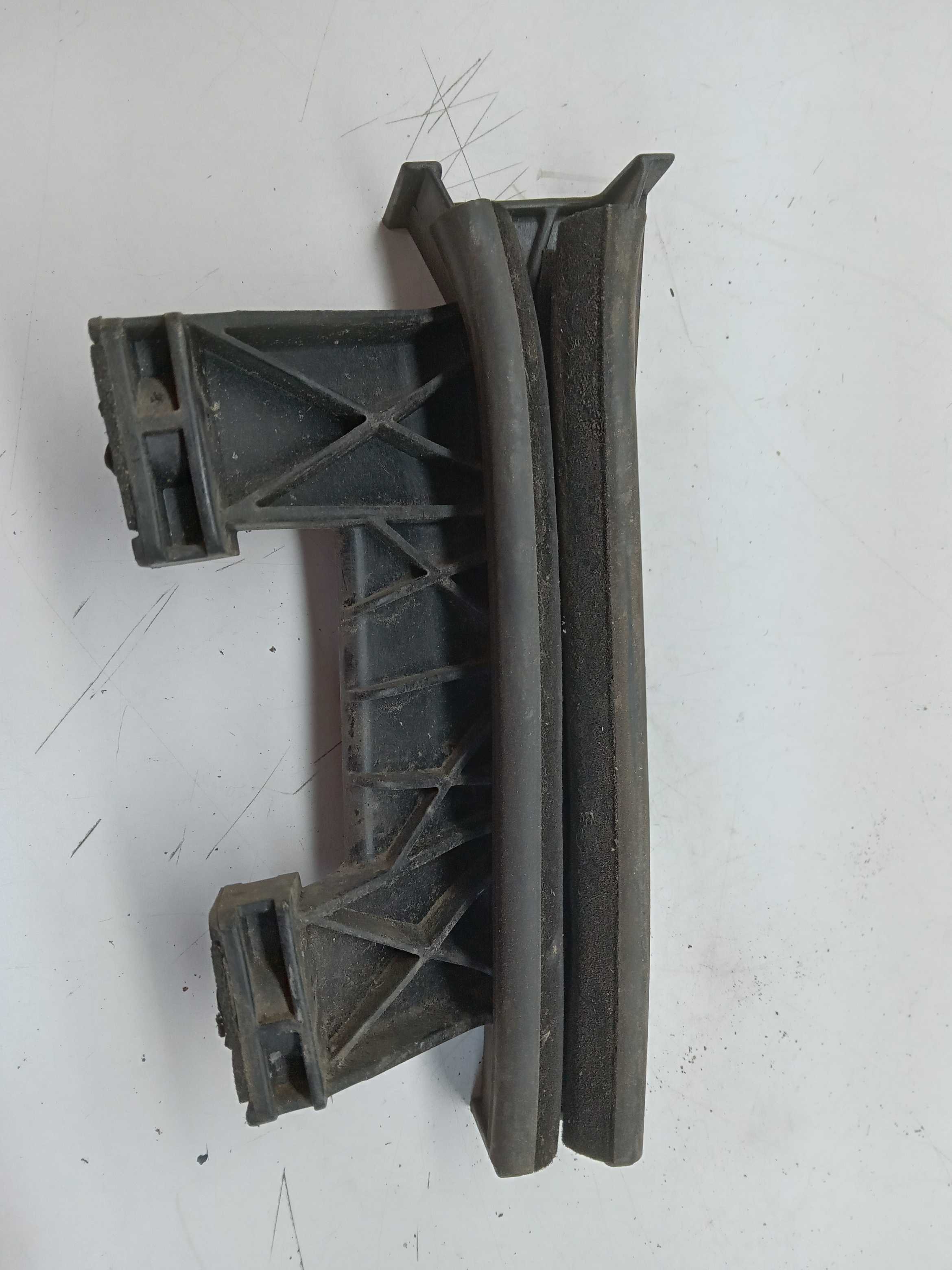 GUIA CANALETA VIDRO PORTA LE PEUGEOT 207 1