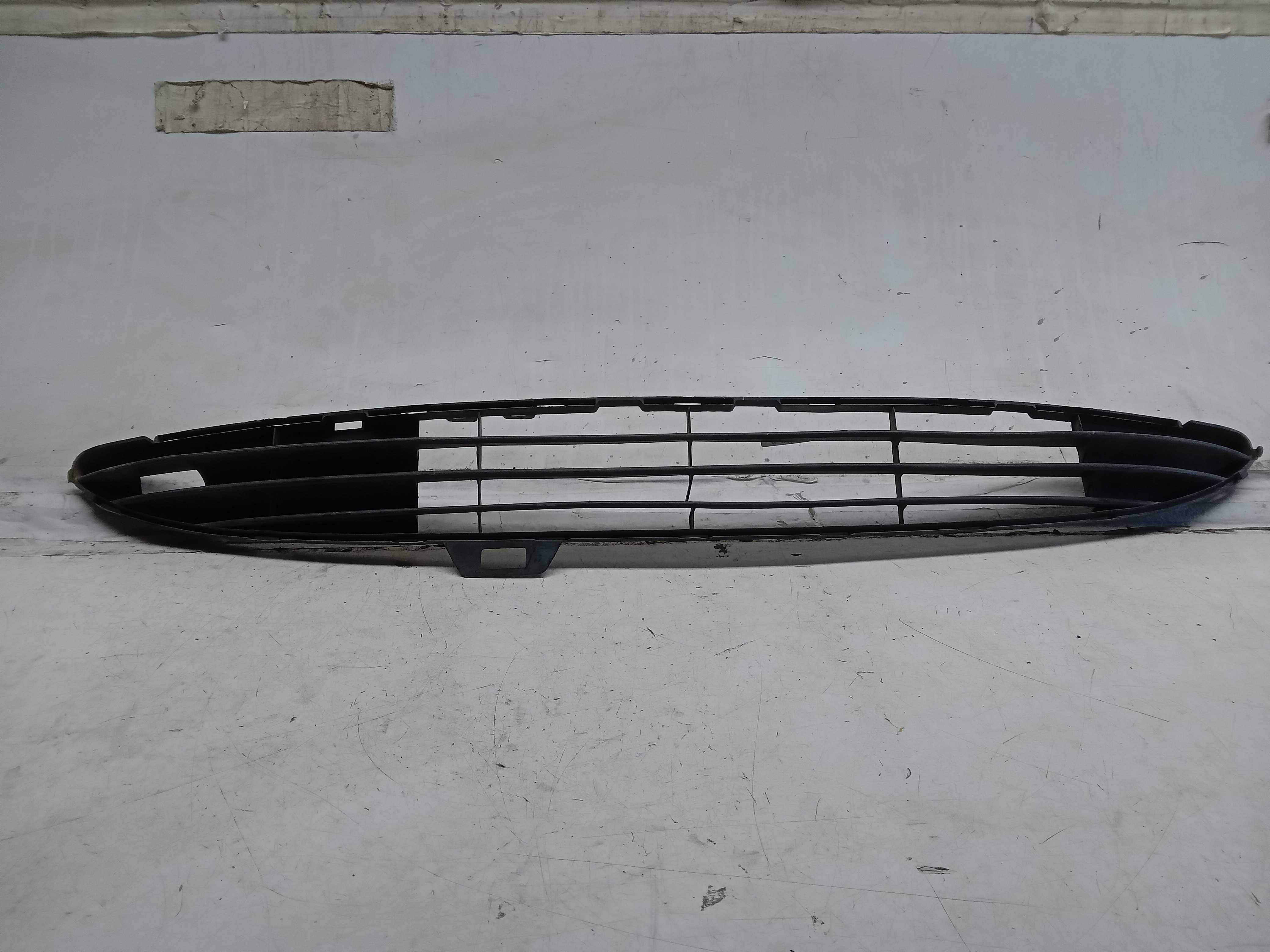 GRADE INFERIOR PARACHOQUE DIANTEIRO PEUGEOT 206 2000 2