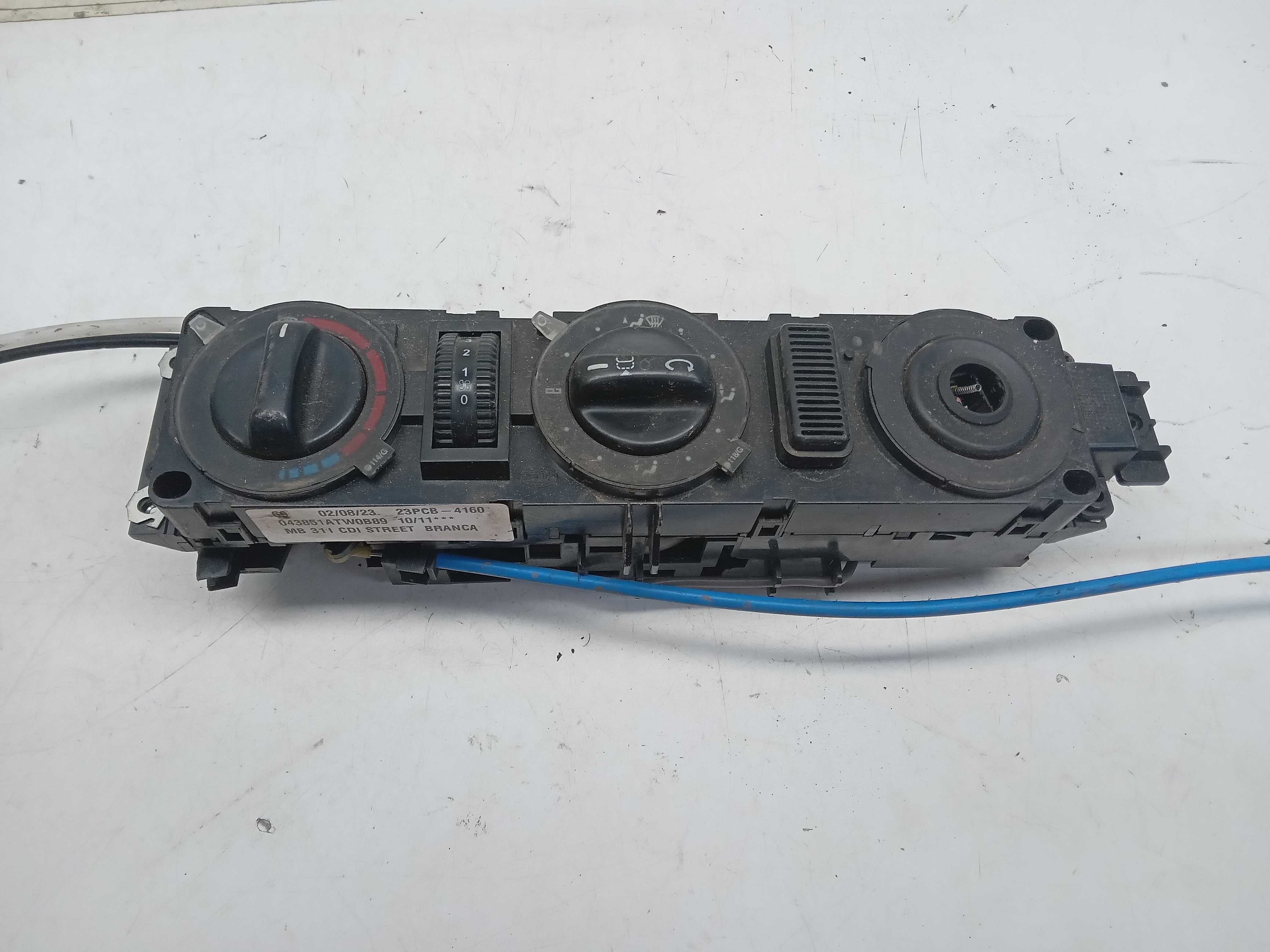 MOLDURA COMANDO AR MBA 311 2010