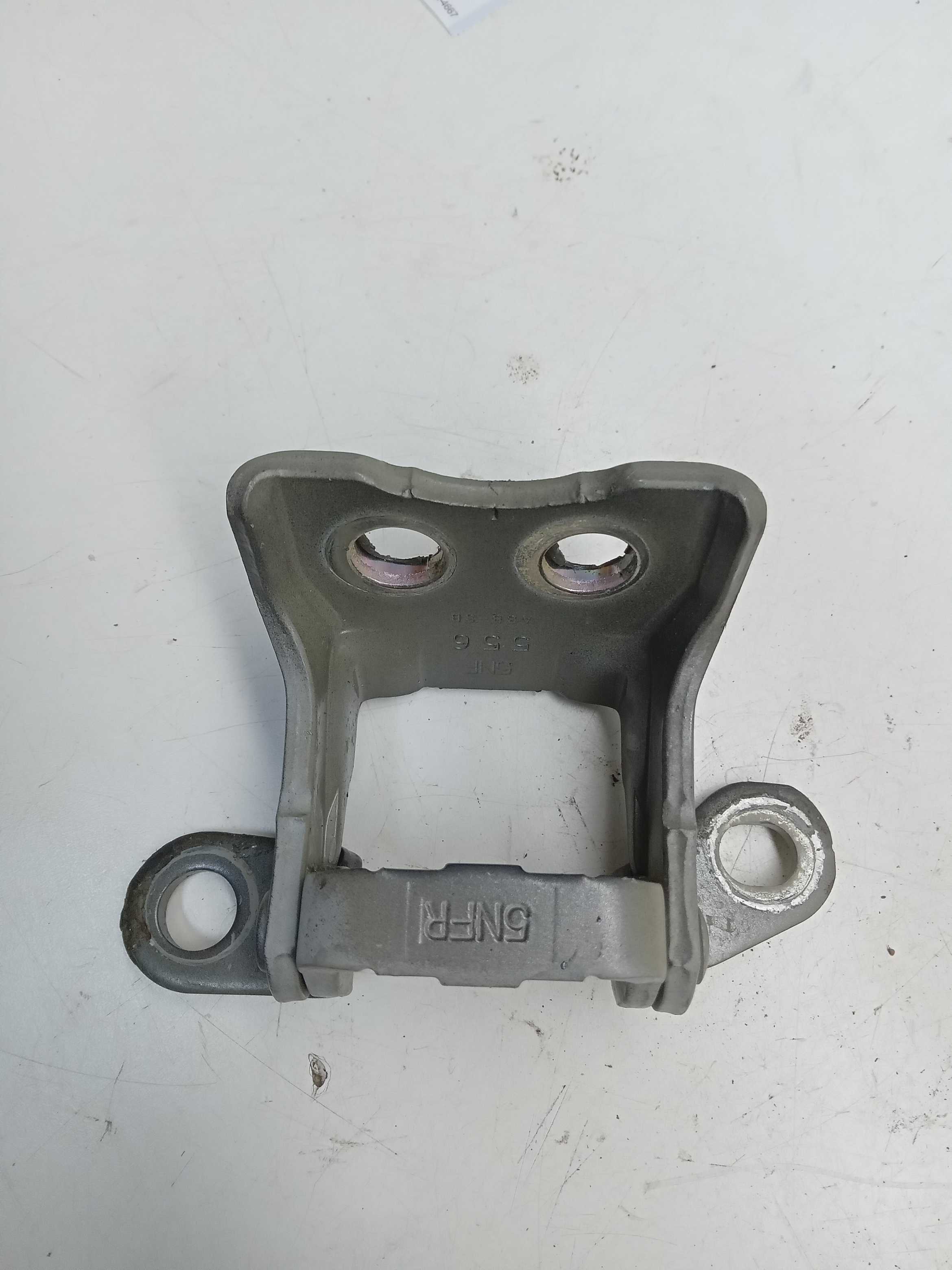 DOBRADIÇA INFERIOR PORTA DIANTEIRA LD HONDA HRV 2015 2
