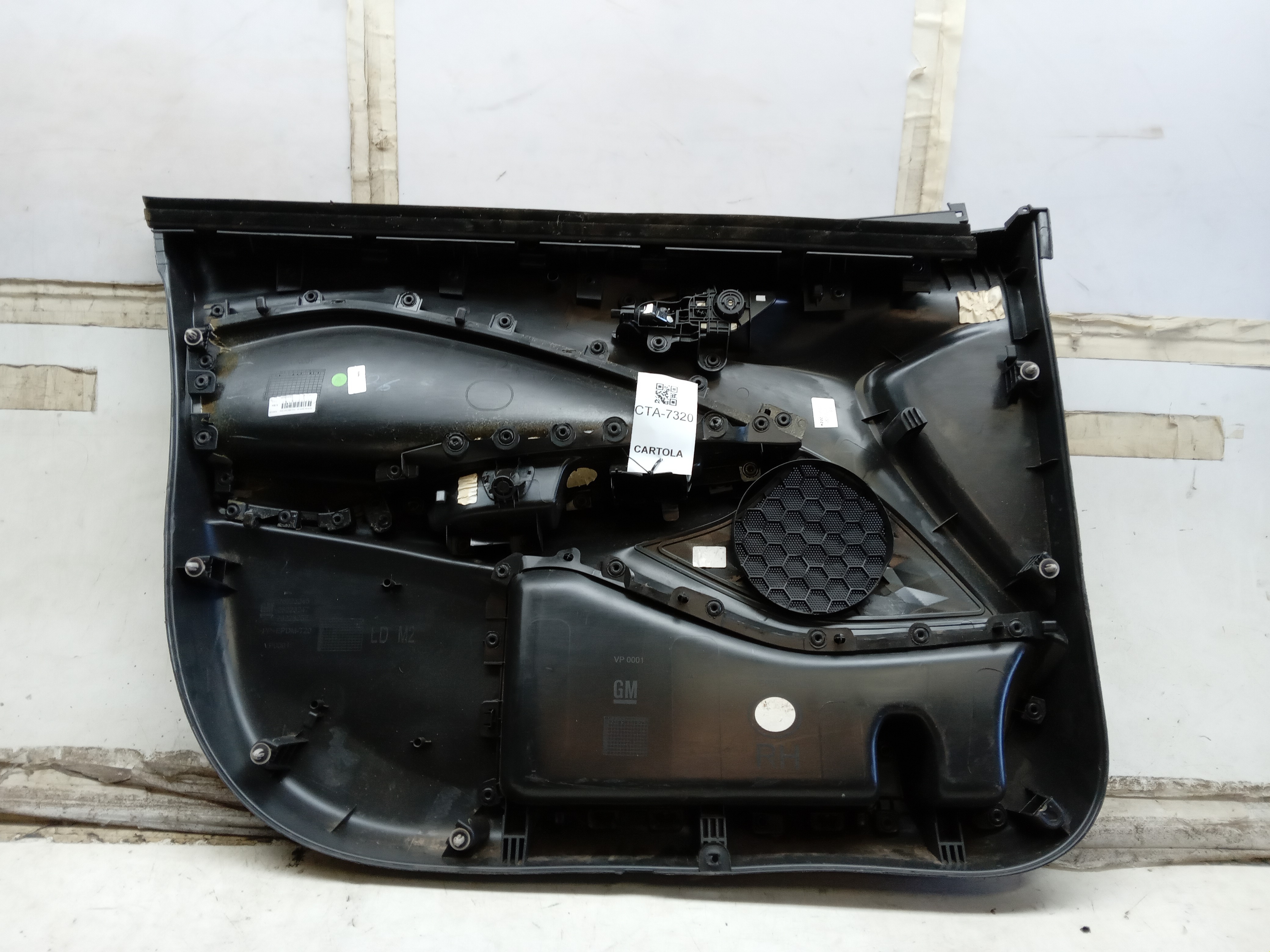 FORRO PORTA DIANTEIRO LD GM ONIX 2019 2020 2