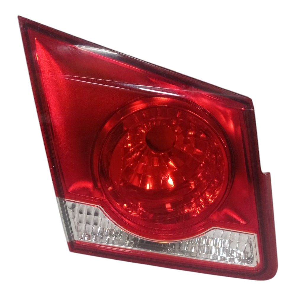 Lanterna Tampa Traseira Esquerda Gm Cruze Sedan 2012 A 2015 Esquerdo/motorista Vermelho