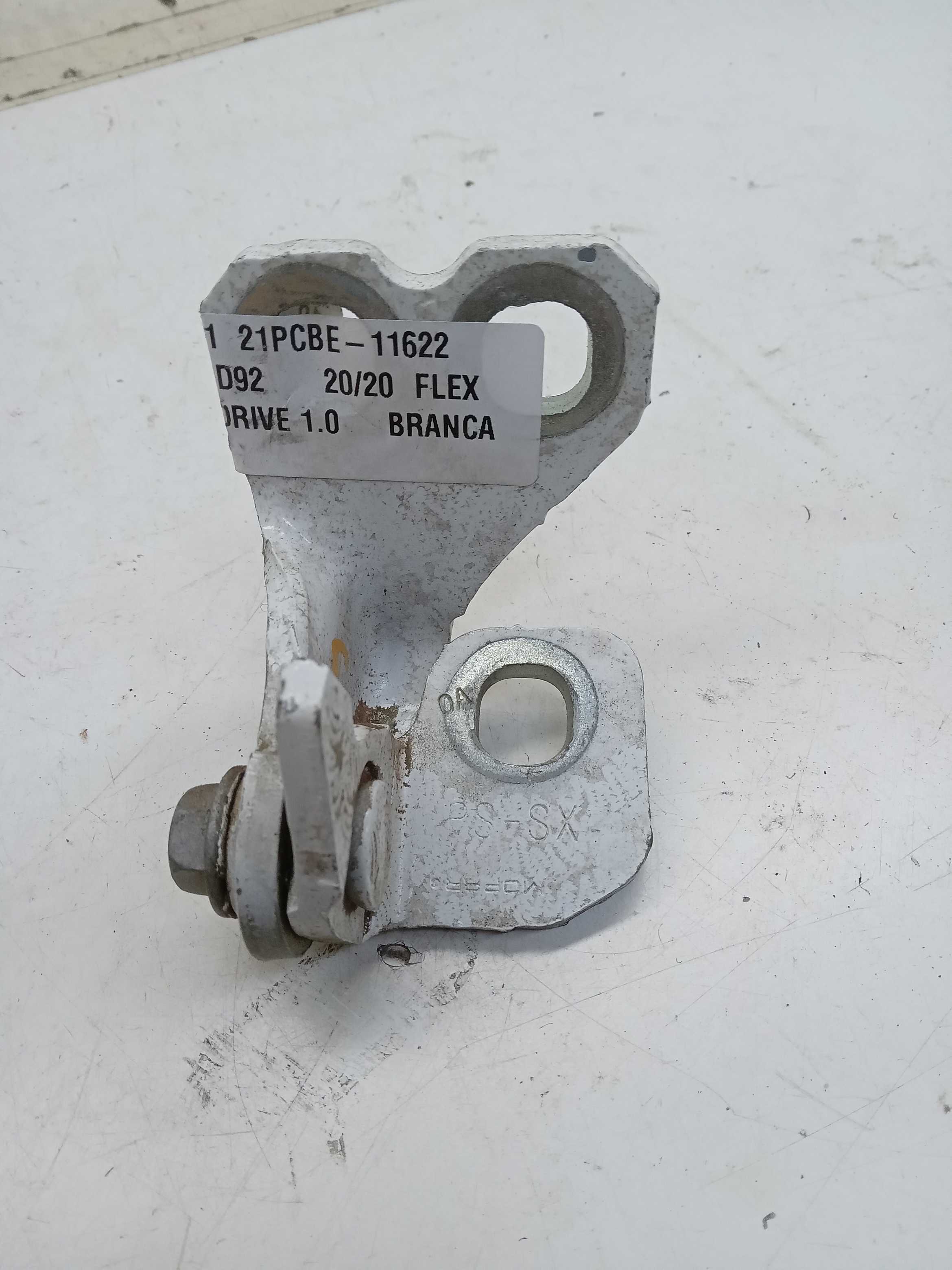 DOBRADIÇA SUPERIOR PORTA DIANTEIRA FIAT ARGO 2020 1