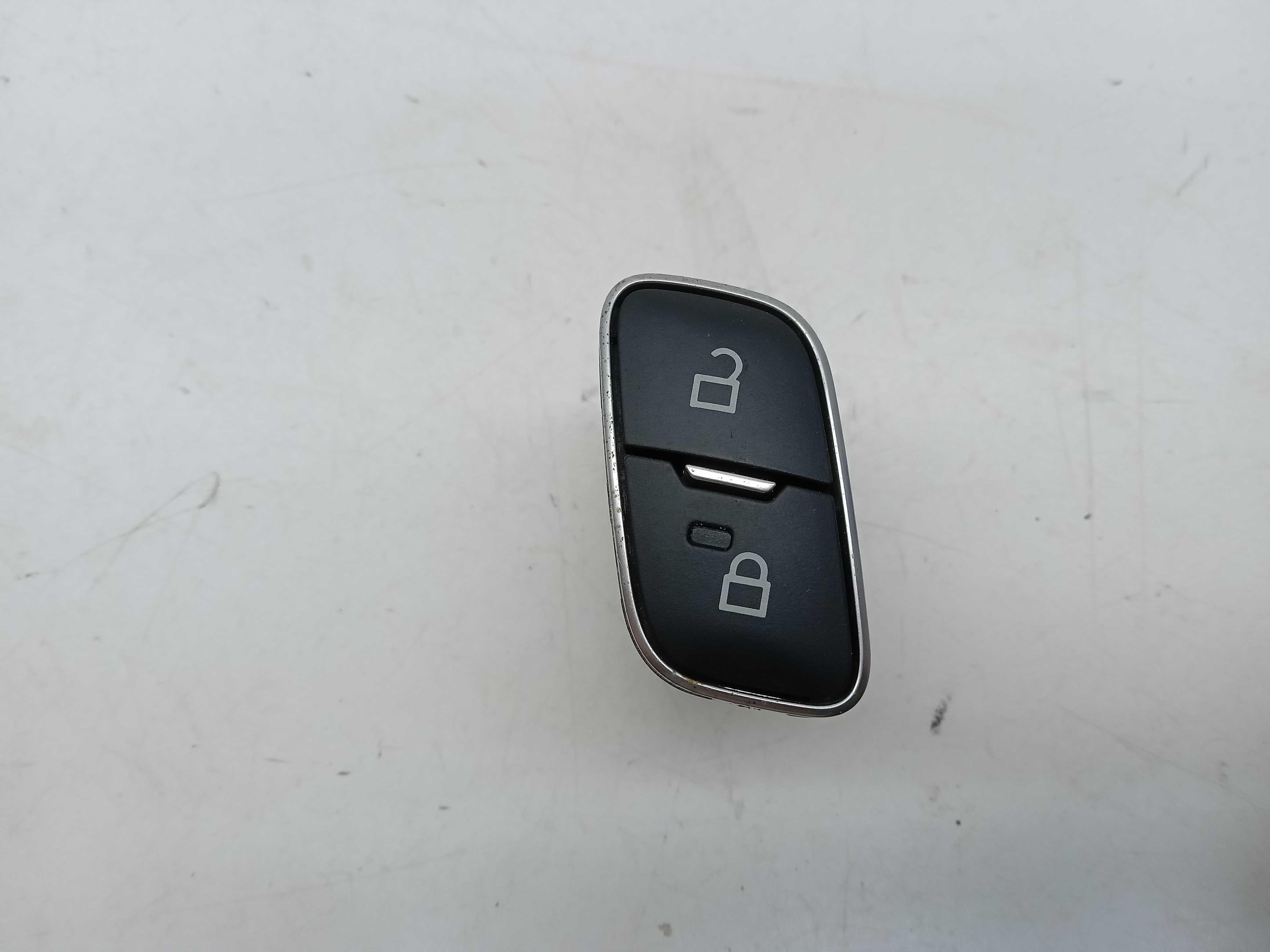BOTAO TRAVA PORTA LD FORD FOCUS 2017 1