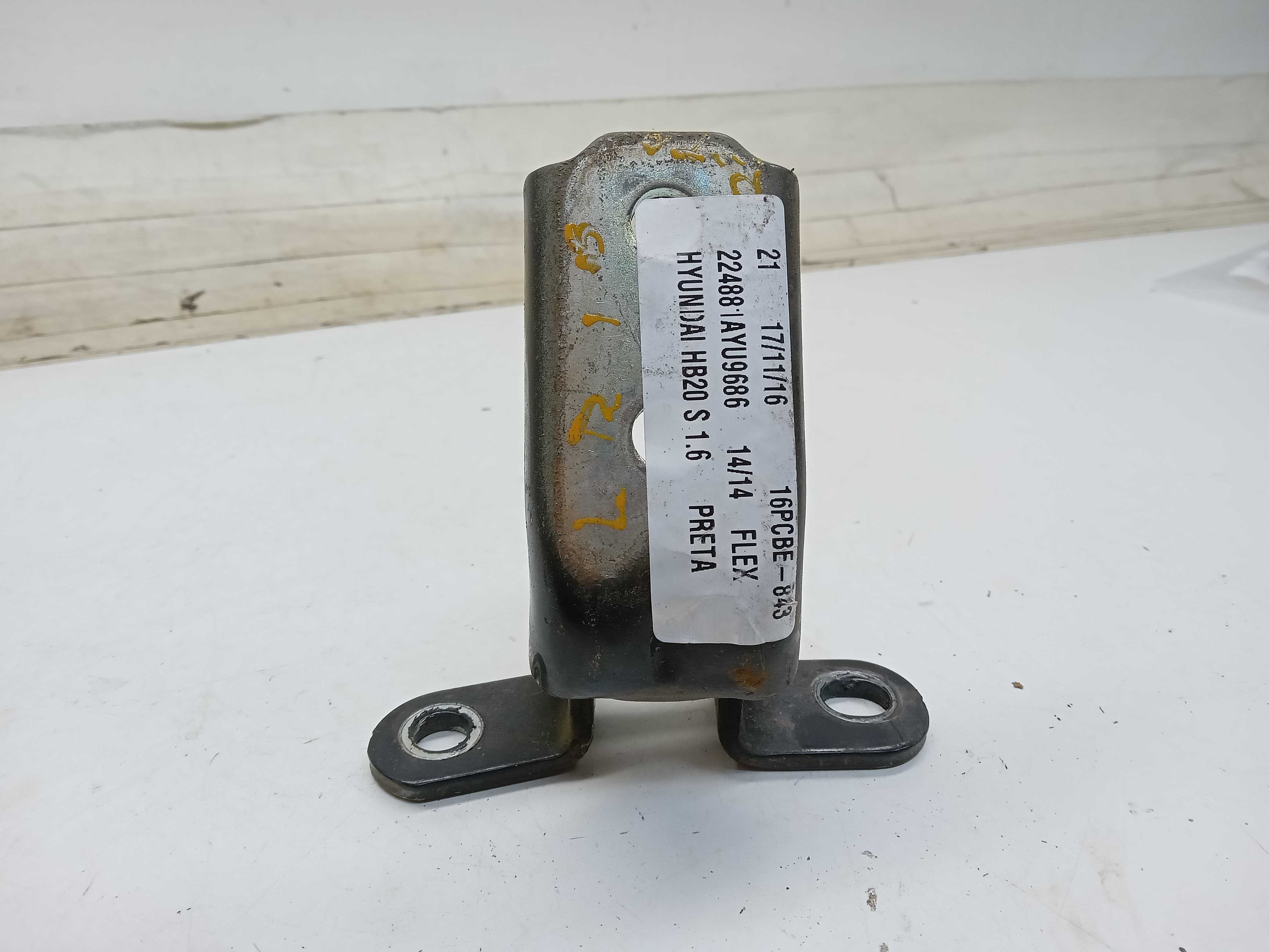 DOBRADIÇA SUPERIOR PORTA HYUNDAI HB20 2014 2