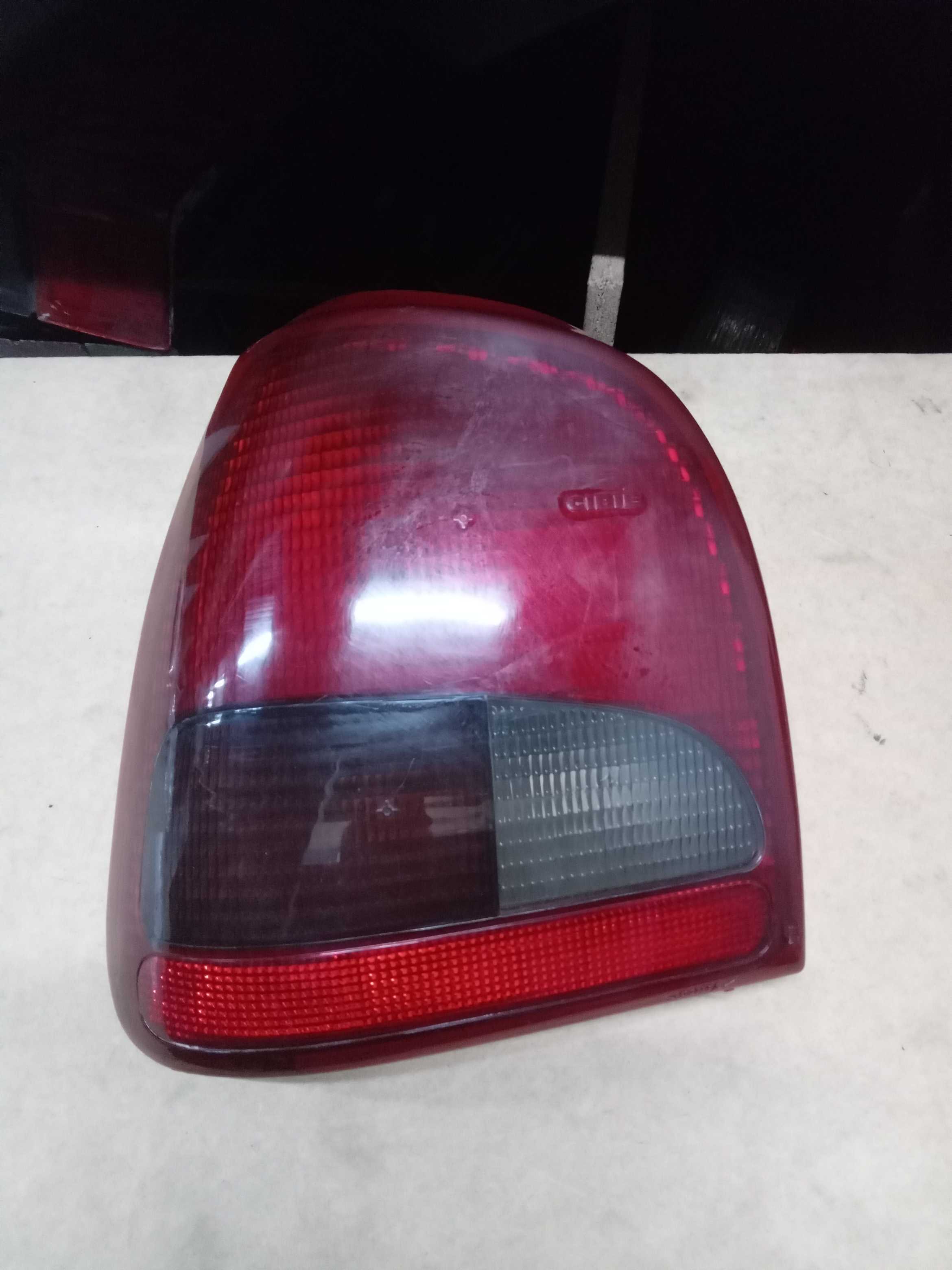 LANTERNA TRASEIRA ESQUERDA VW GOL 1