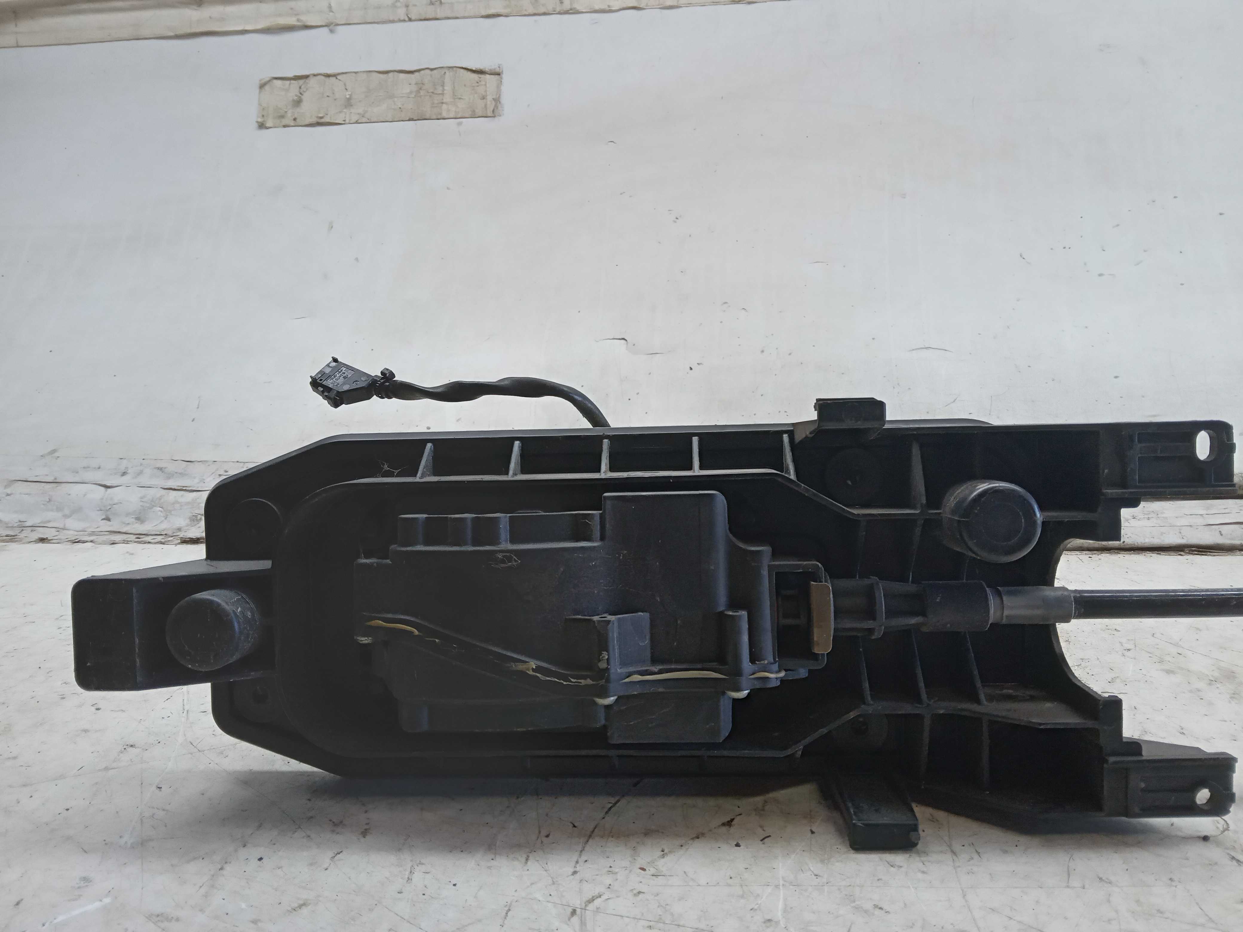 Alavanca trambulador marcha cambio vw tiguan ram 2011 3