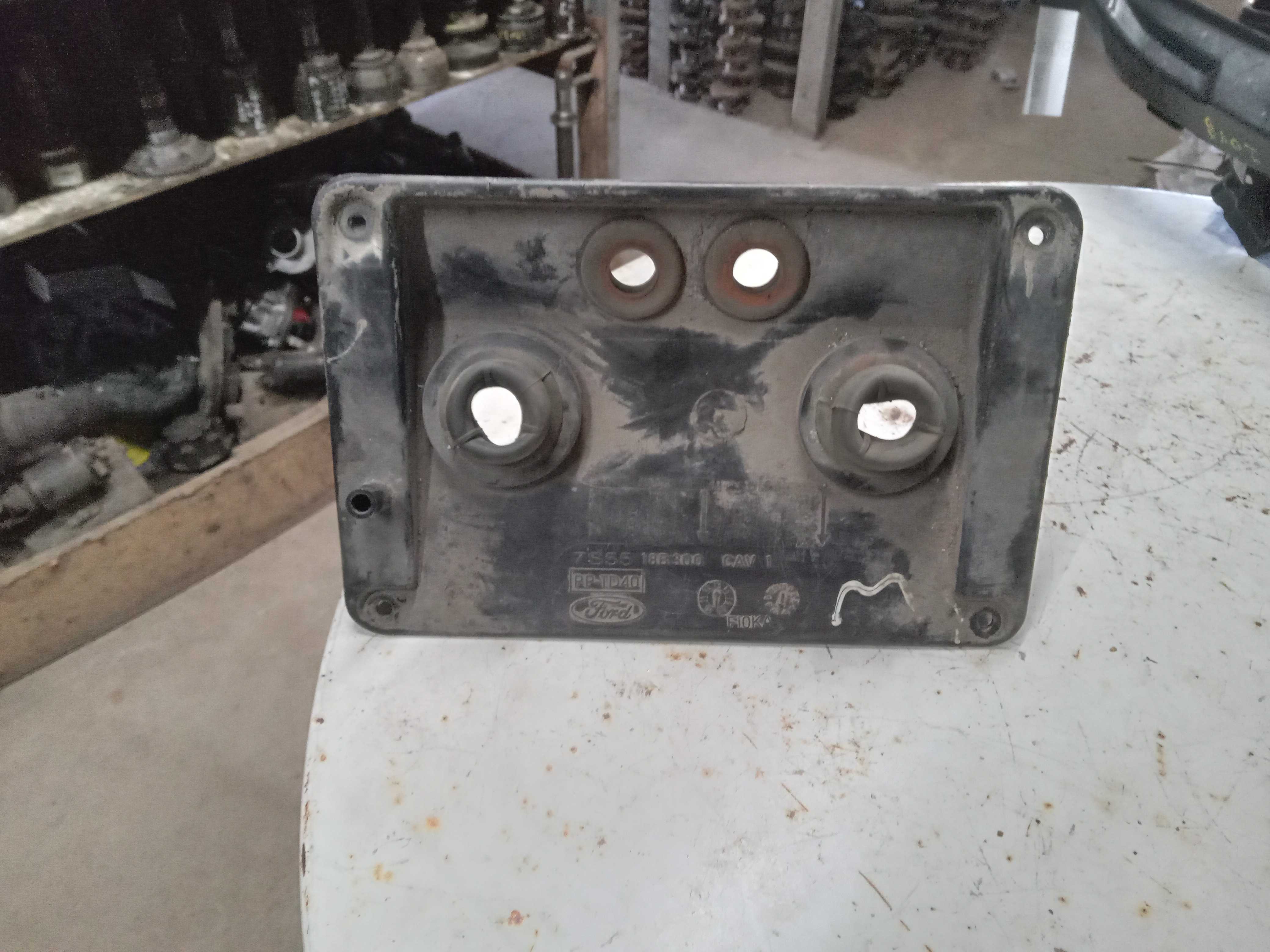 TAMPA SAIDA MANGUEIRA CAIXA EVAPORADORA FORD KA 2009 A 2013 3