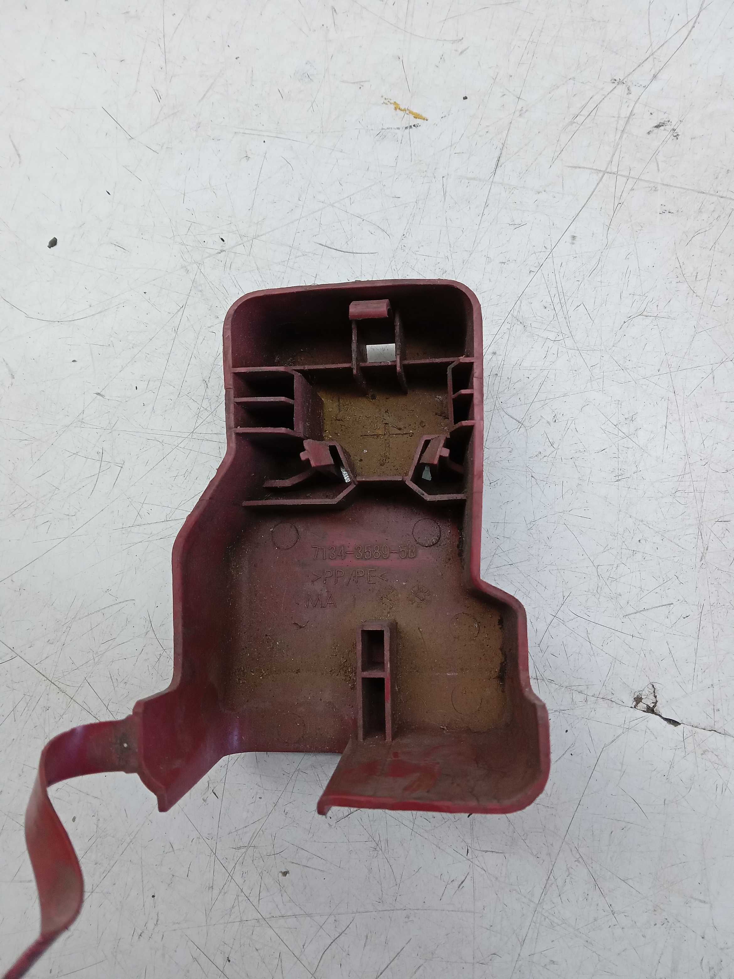 CAPA POLO BATERIA POSITIVO TOYOTA HILUX SW4 2017 1