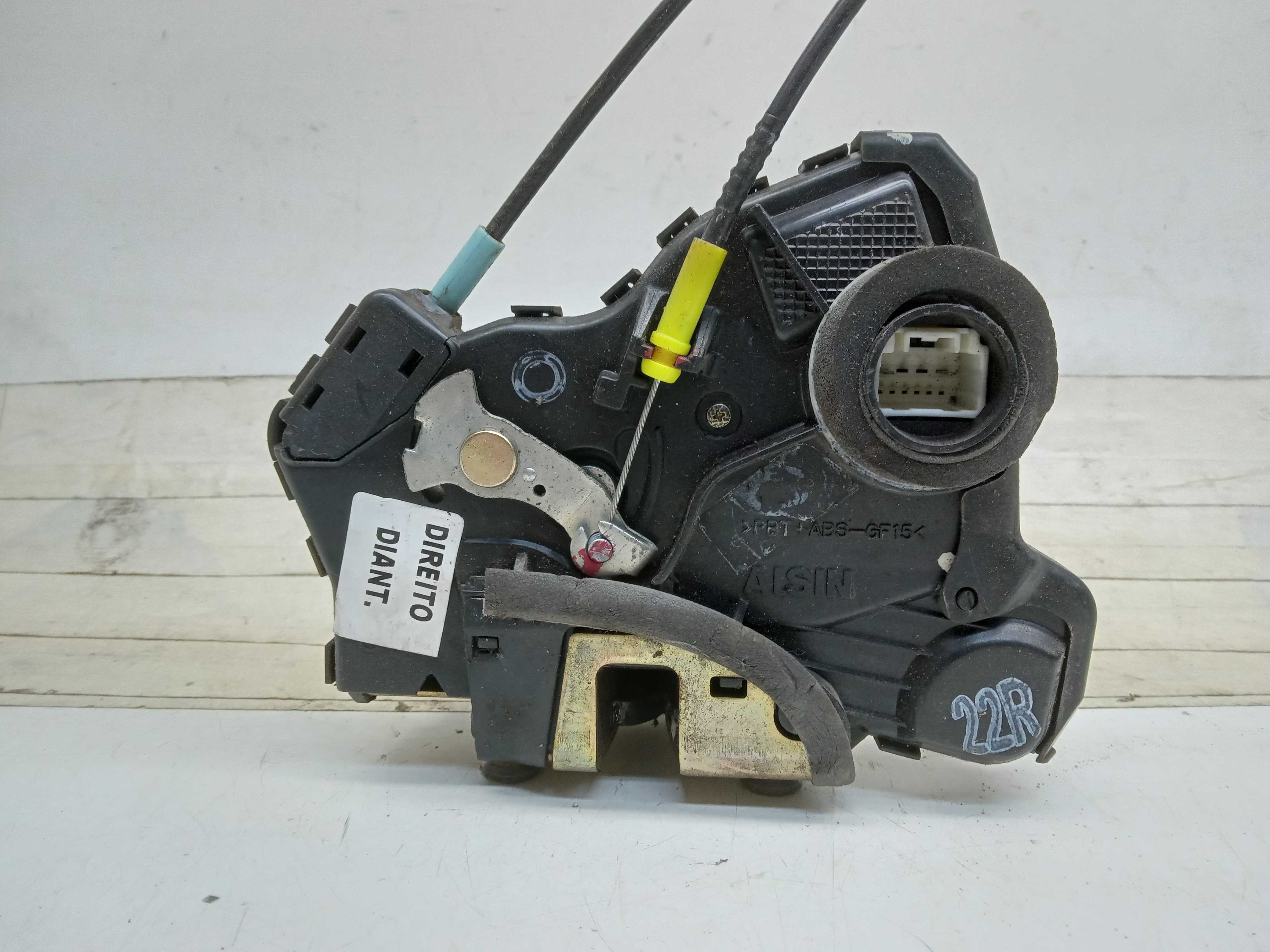 FECHADURA PORTA DIANTEIRA LD TOYOTA COROLLA XEI 2005 2