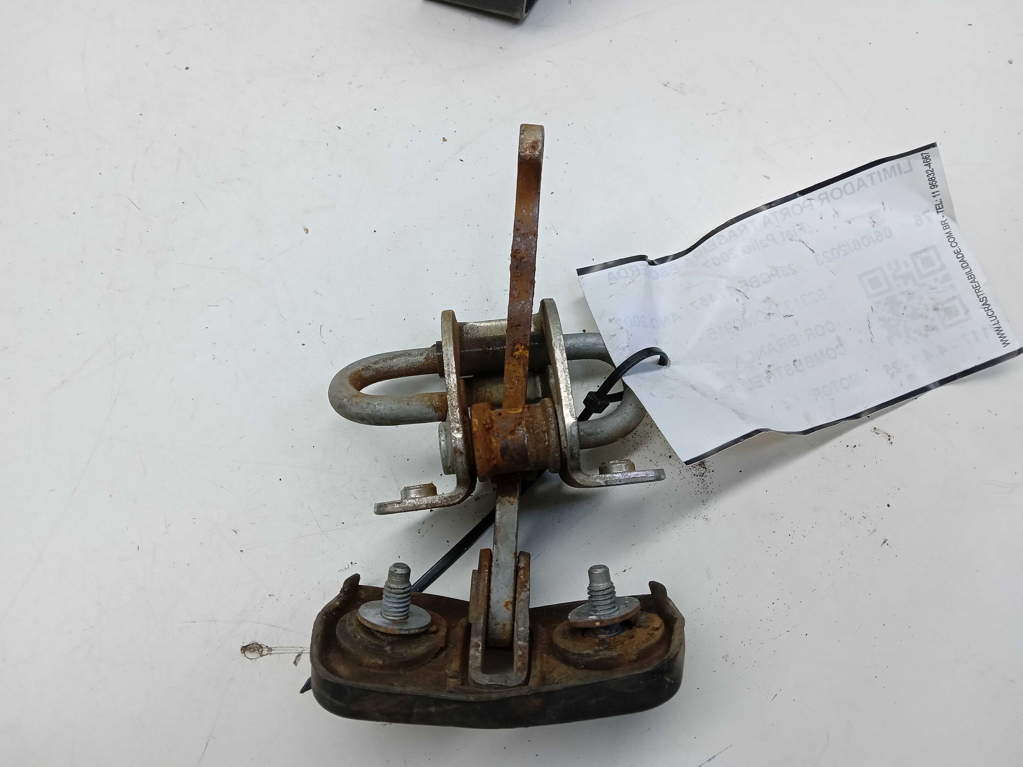 LIMITADOR PORTA TRASEIRA LE Fiat Palio 2007 2