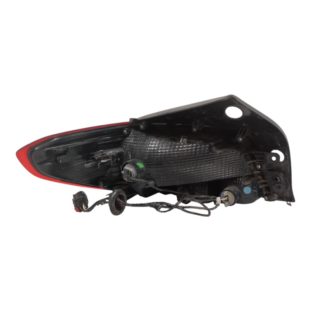 Lanterna Traseira Direita Gm Onix Hatch 2021 Recuperado Direito/passageiro Vermelho 3