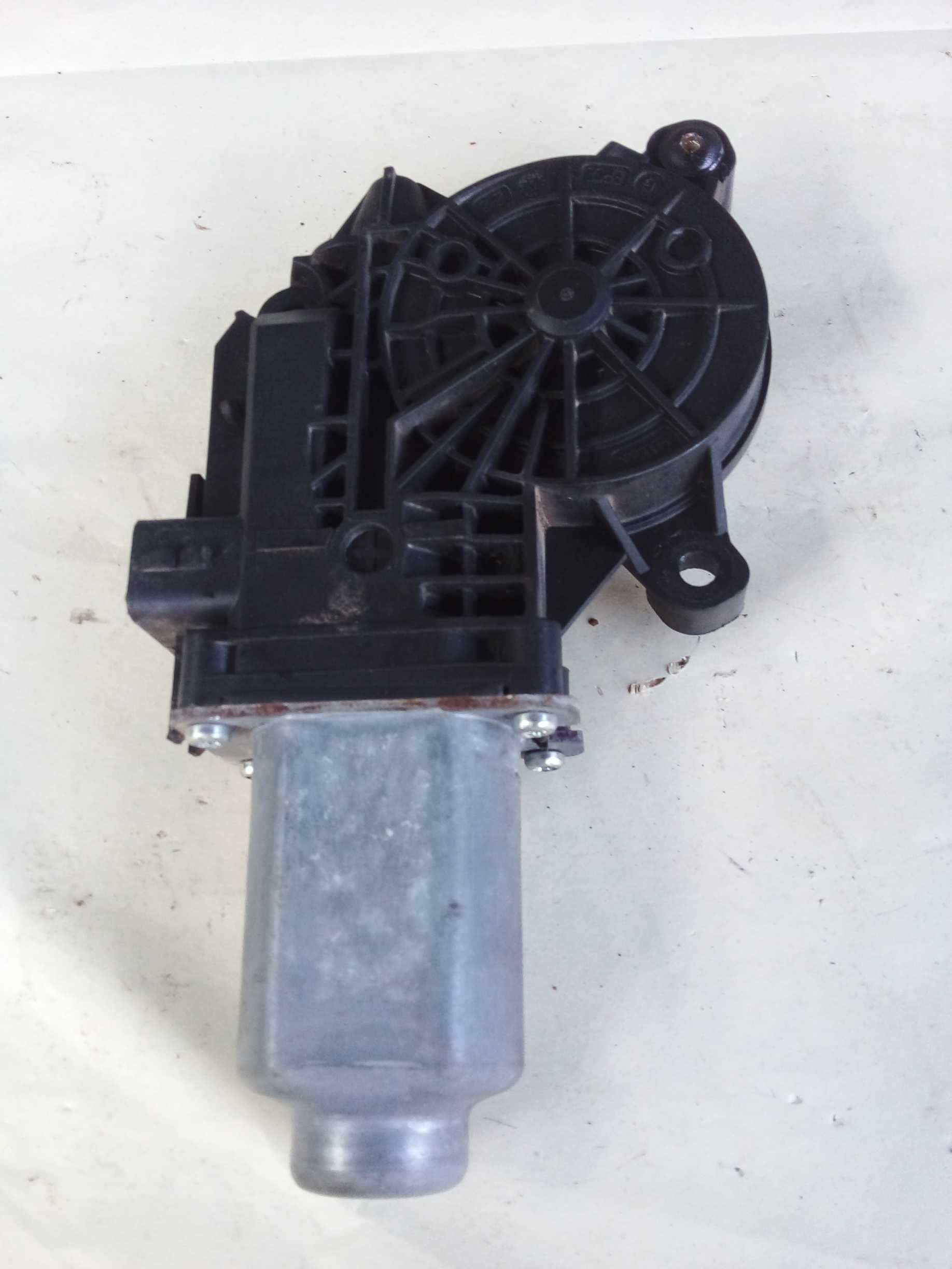 MOTOR MAQUINA VIDRO LADO ESQUERDO AMAROK 2016
