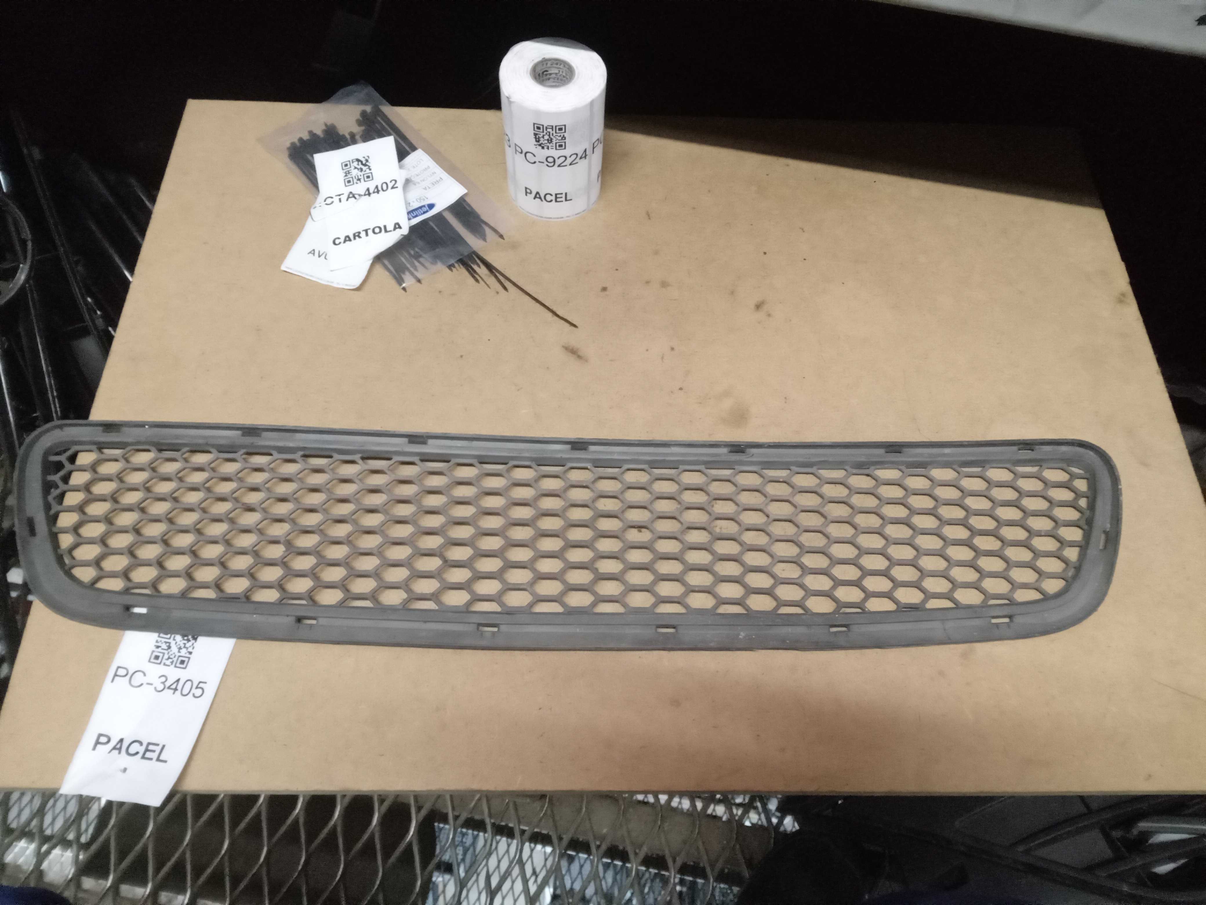 GRADE INFERIOR PARACHOQUE FIAT PALIO 2004 A 2009 1