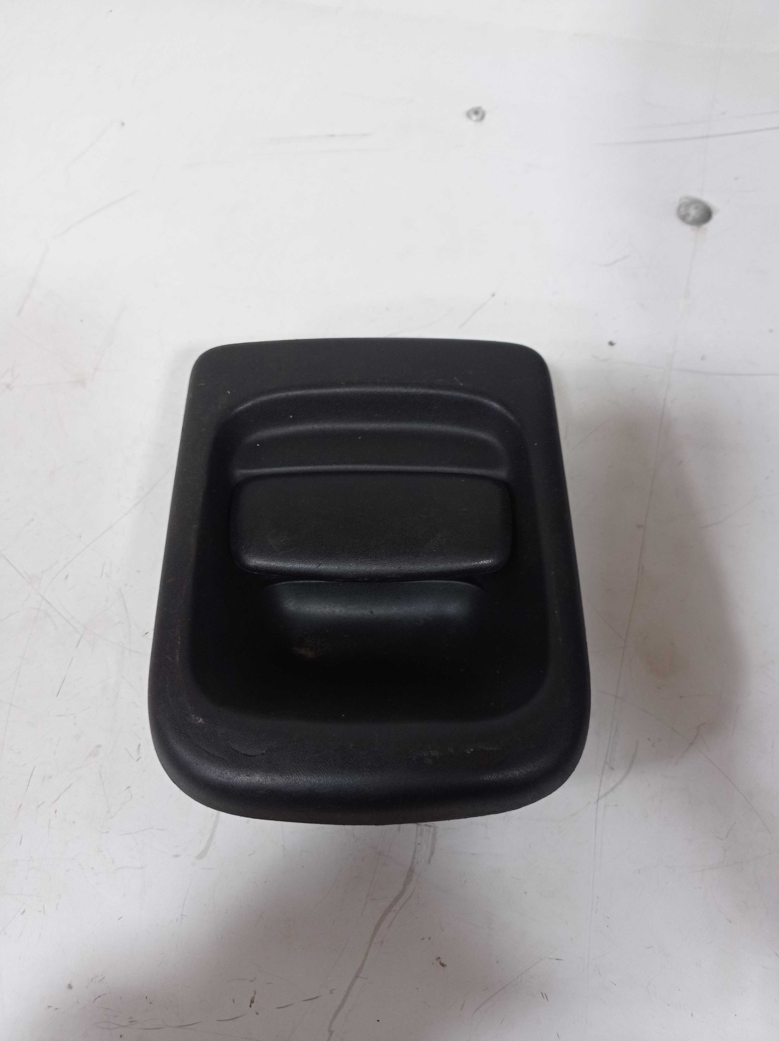 MAÇANETA EXTERNA ESQUERDA RENAULT MASTER 2021 2022 1