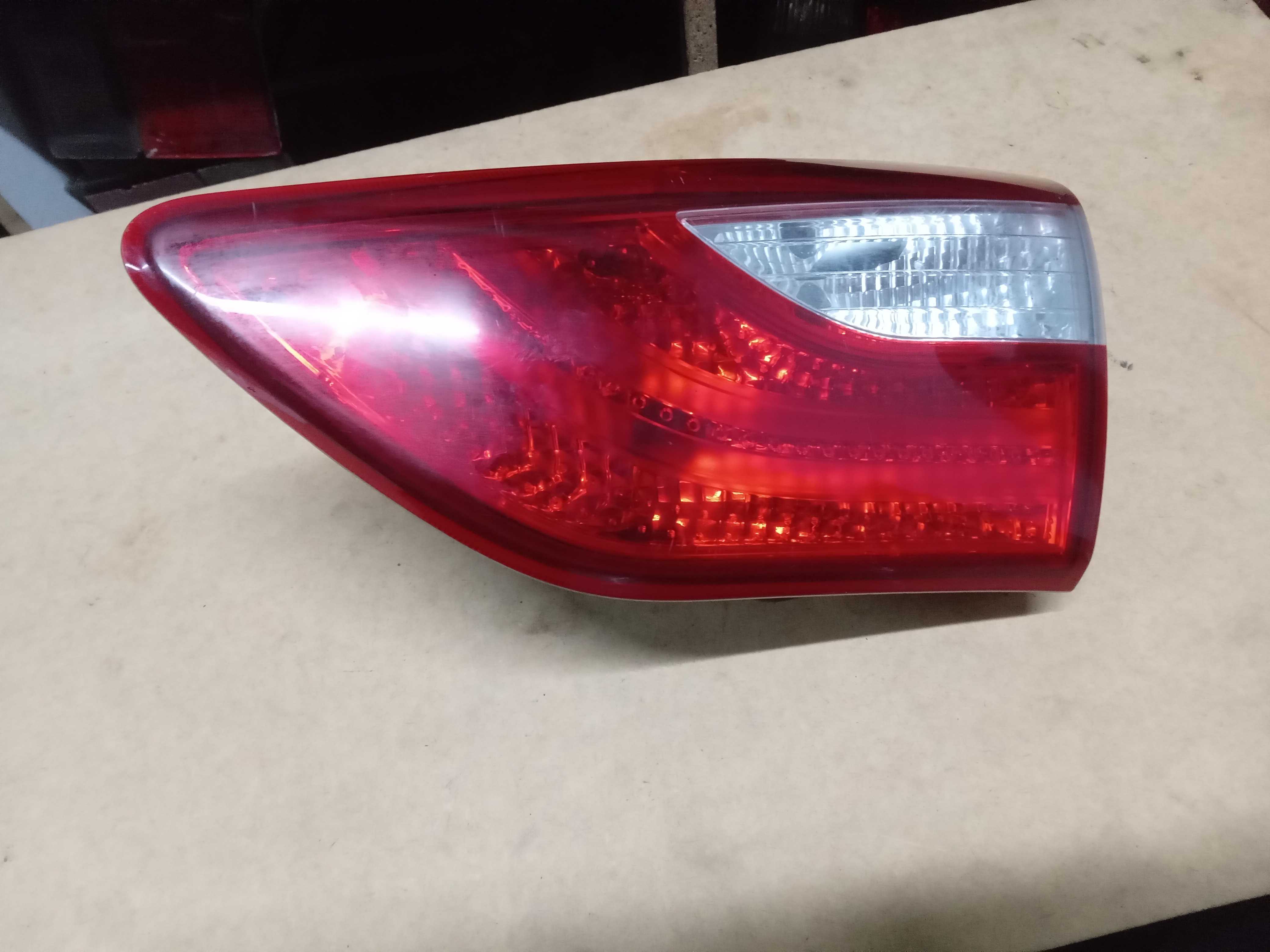 LANTERNA TRASEIRA PORTA MALAS DIREITA HYUNDAI I30 2013 A 2016 4