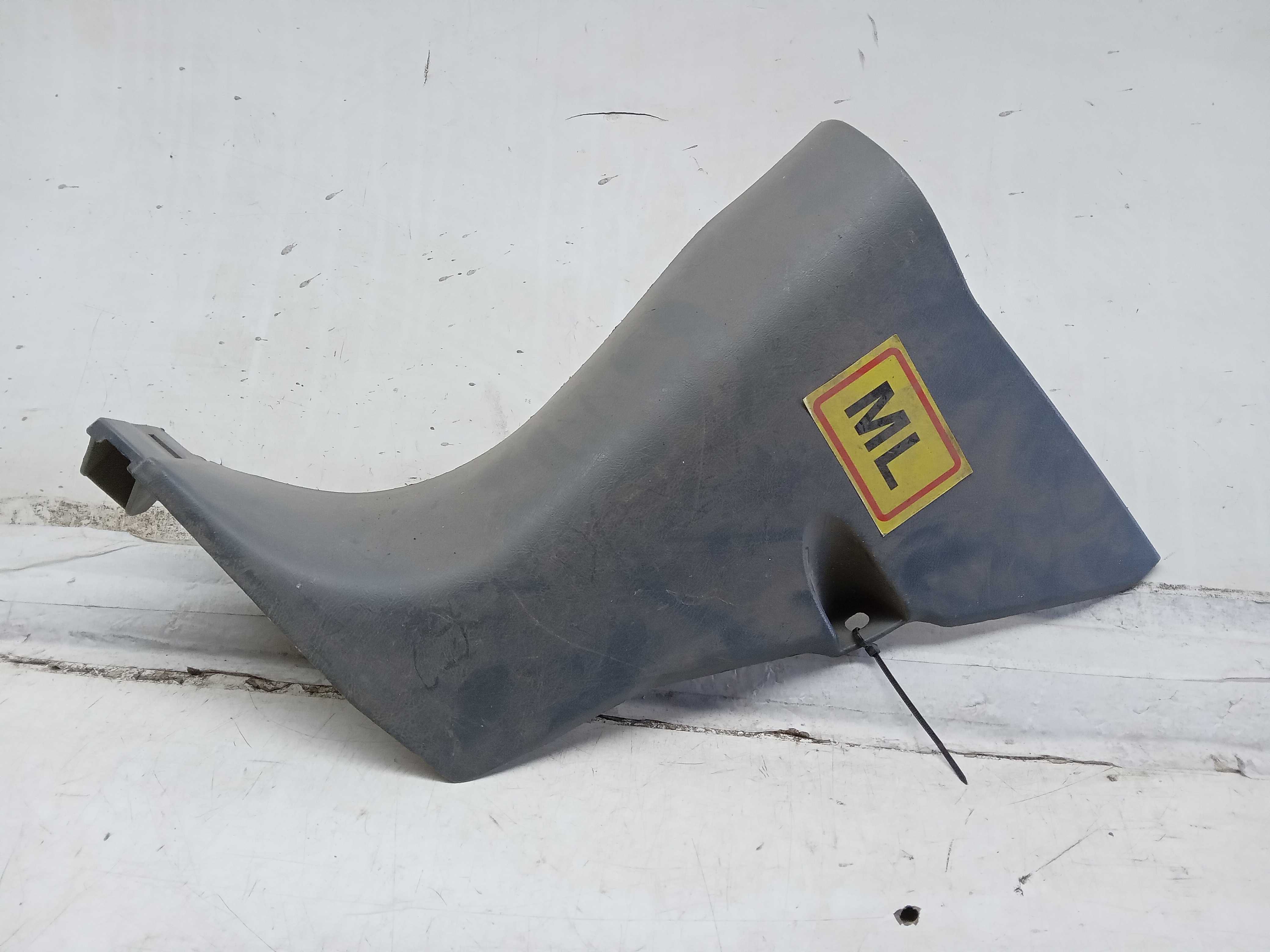 MOLDURA INFERIOR COLUNA LE TOYOTA HILUX 2012 2