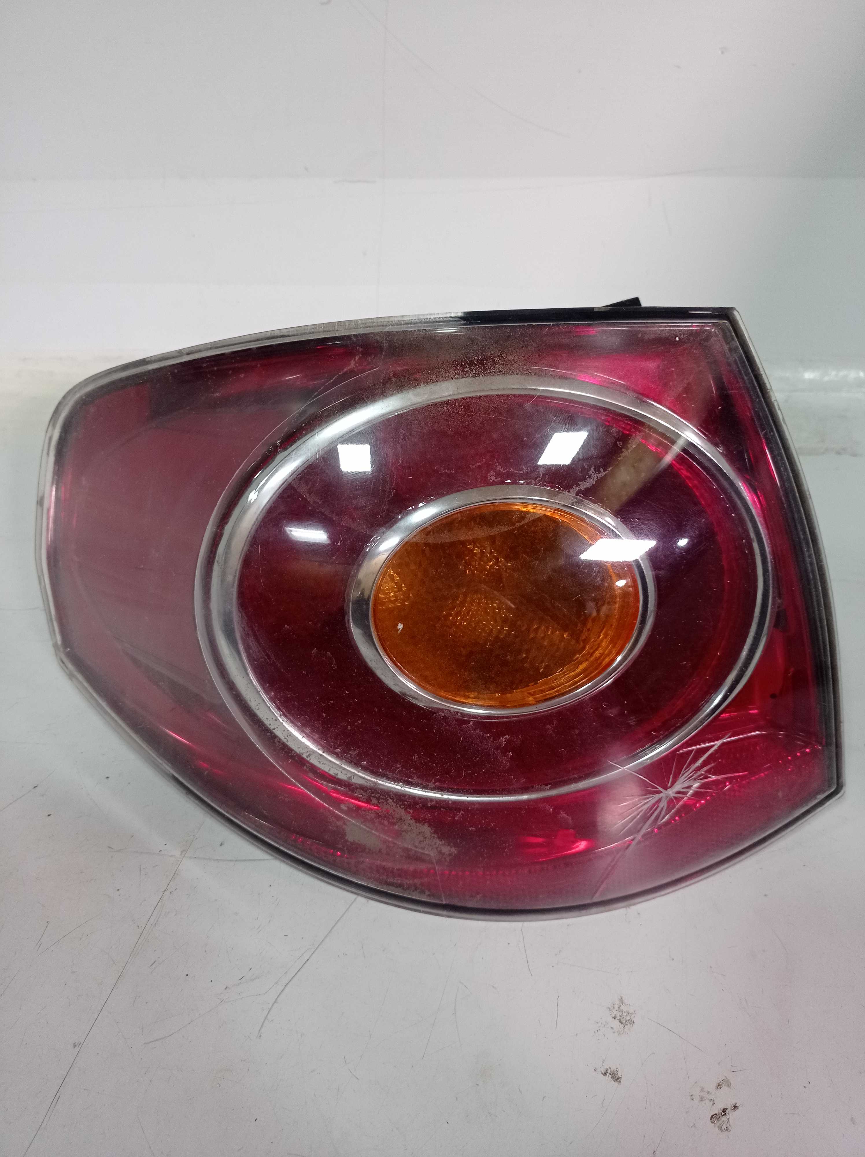 LANTERNA TRASEIRA CANTO ESQUERDA VW SPACEFOX 2006 A 2010 1