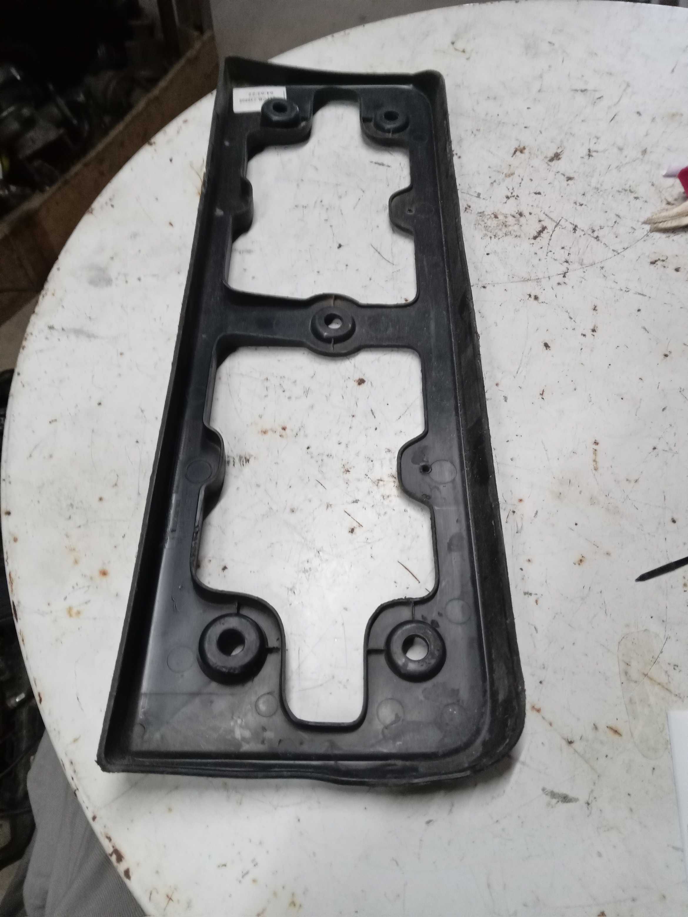 SUPORTE PLACA DIANTEIRA VW JETTA 2018 A 2021