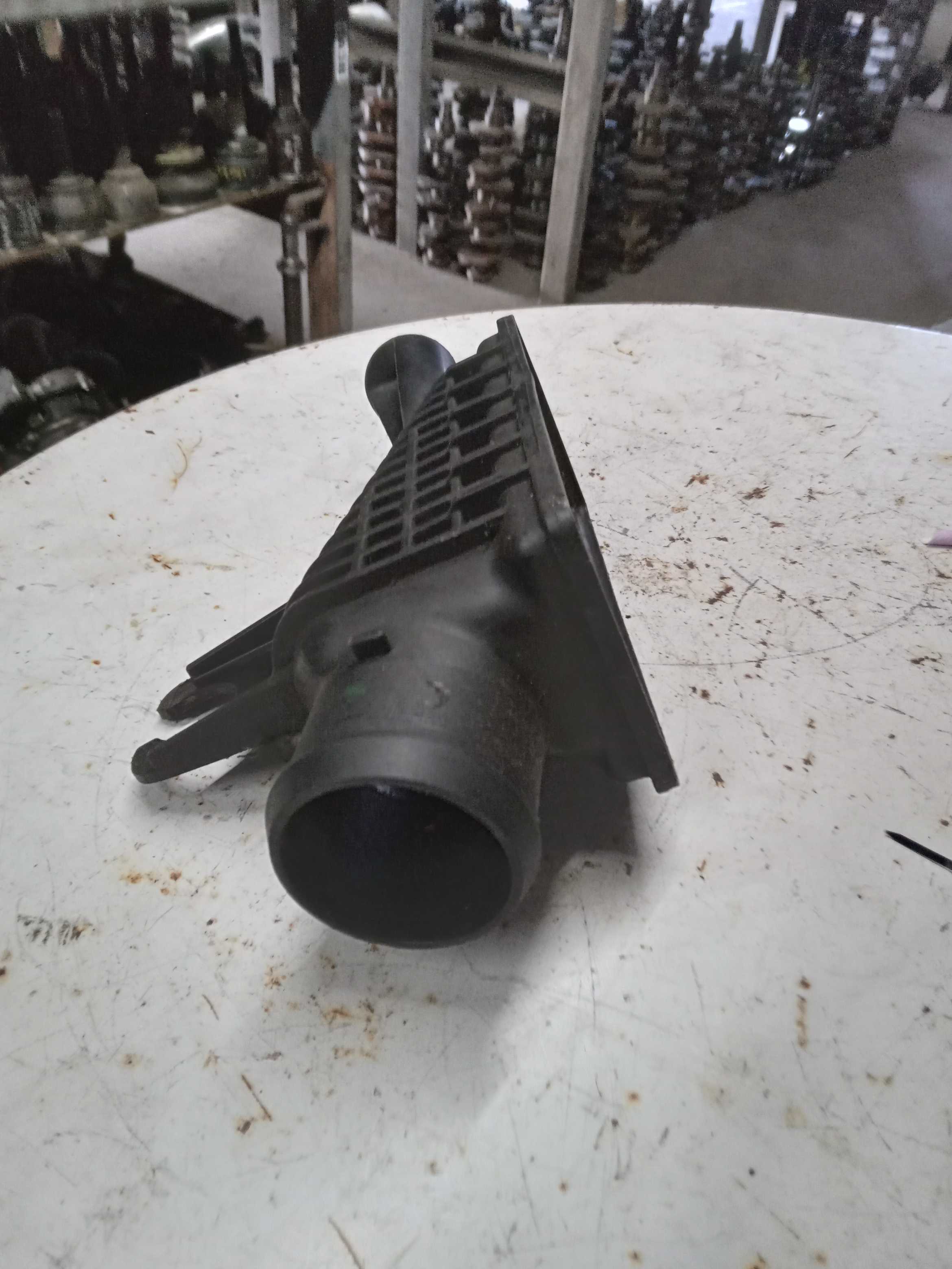 ACABAMENTO RADIADOR INTERCOOLER GM TRAILBLAZER 3