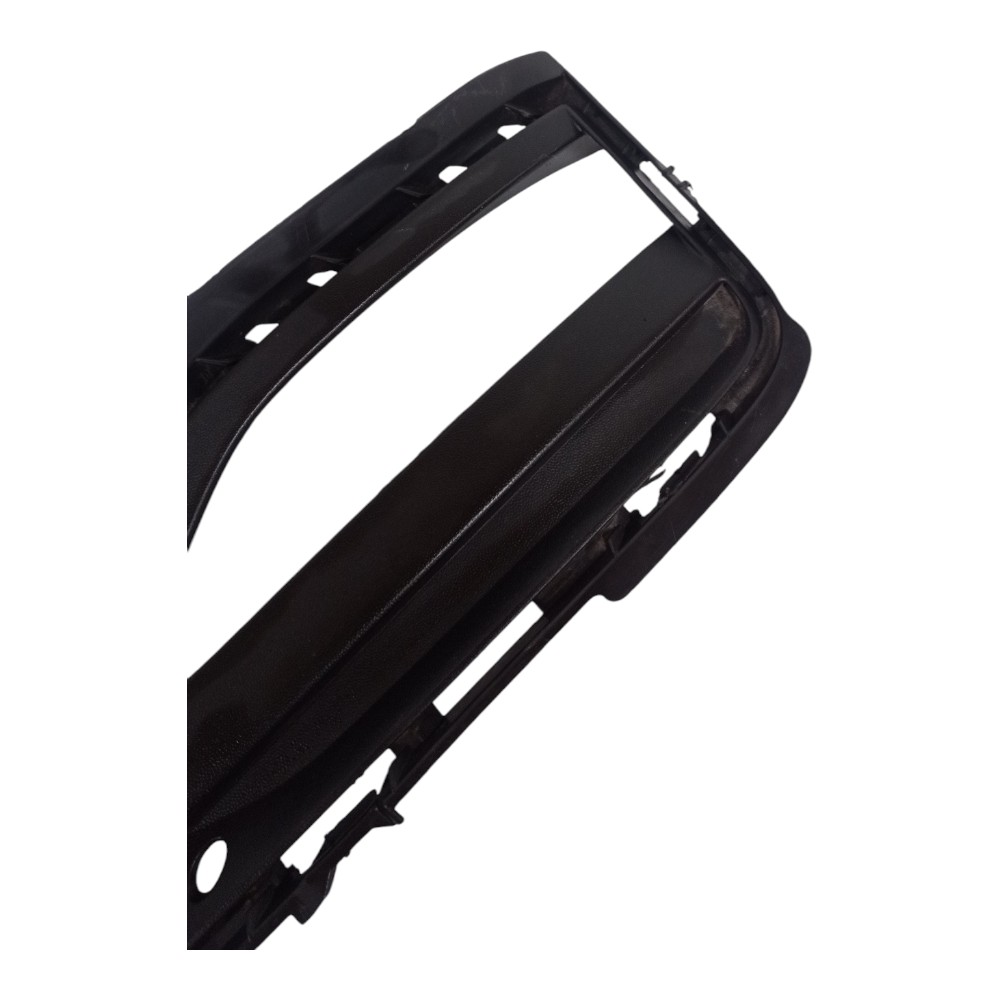Moldura Farol Milha Direito Vw Jetta Tsi 2019 A 2021 2