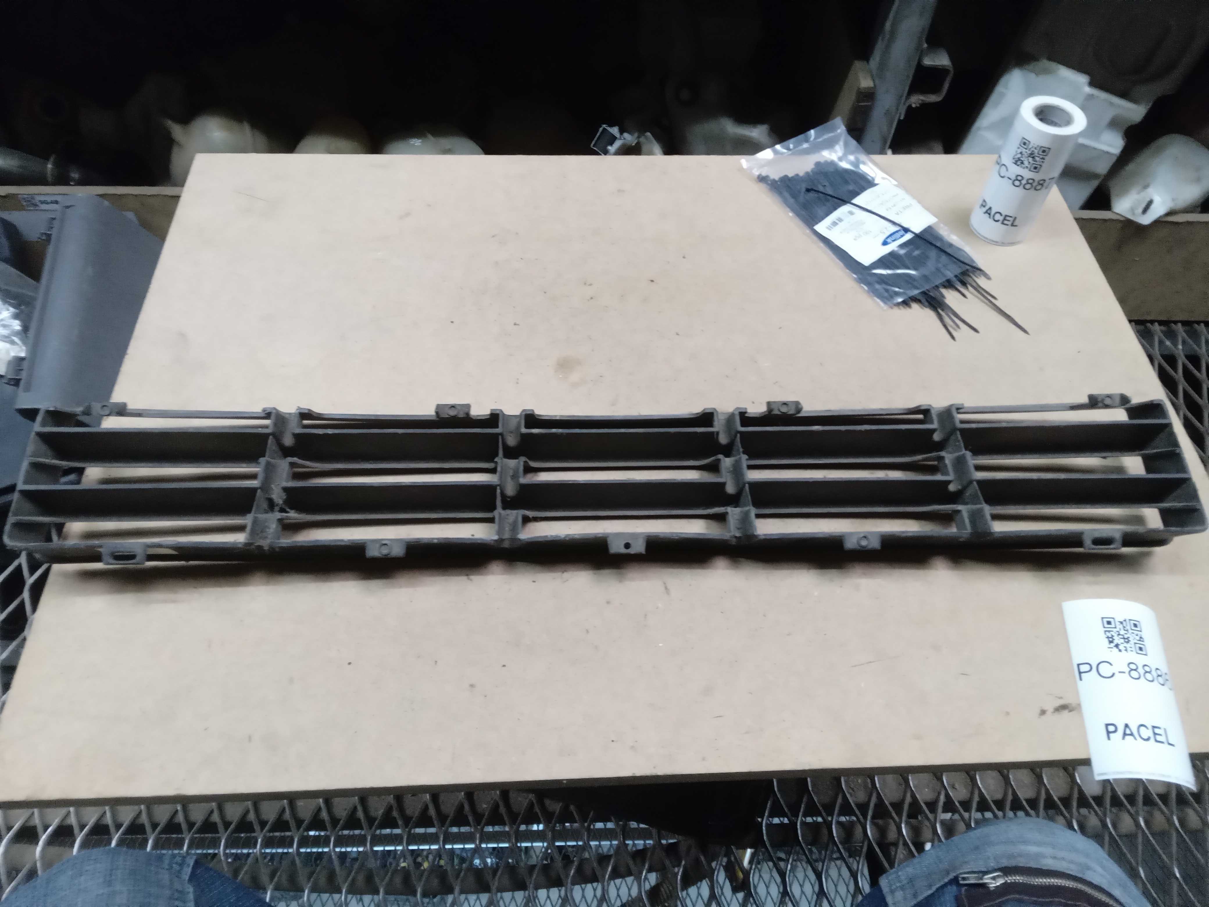 GRADE FRONTAL VW GOLF 1999 A 2006 2