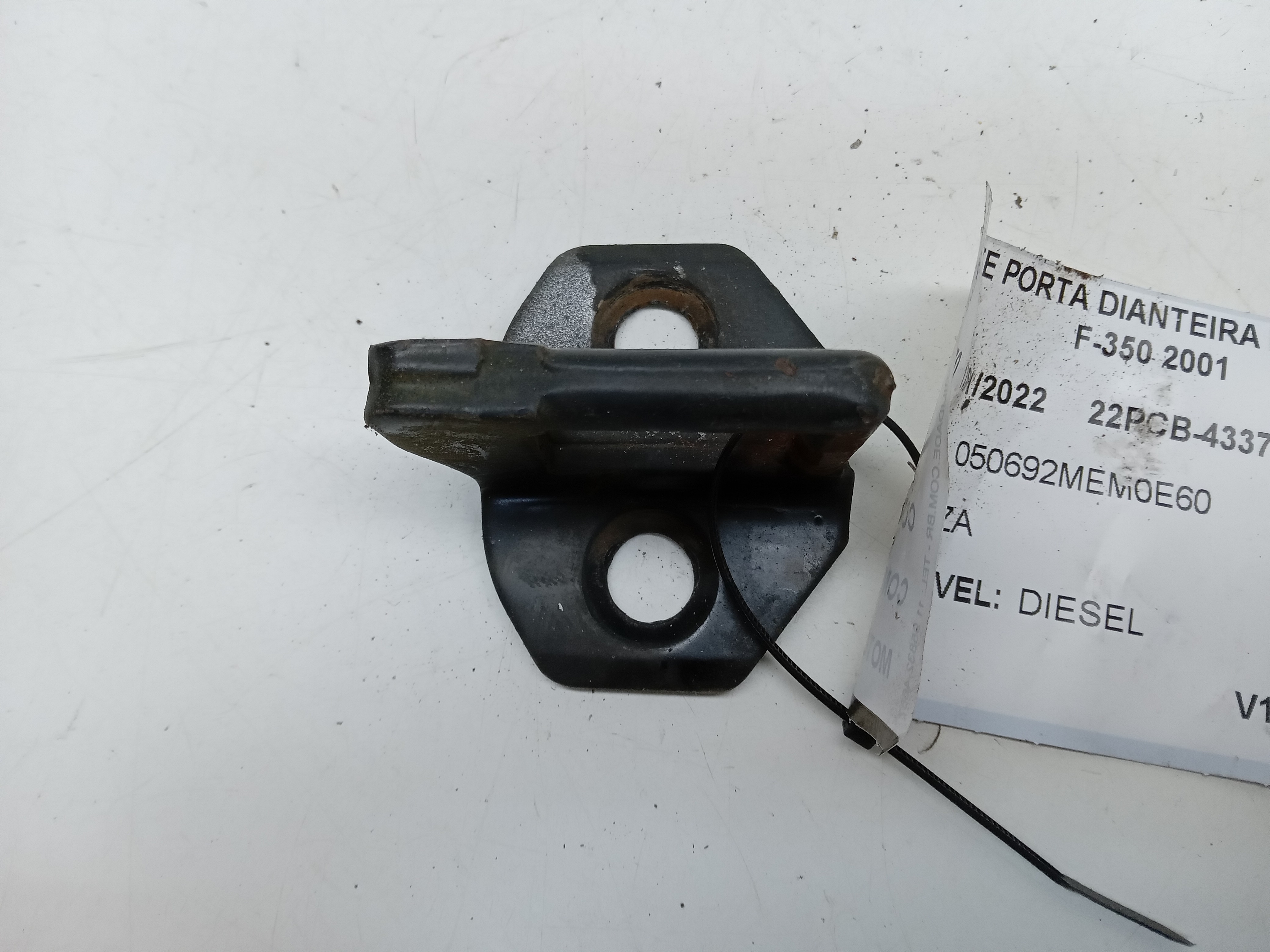 BATENTE  PORTA DIANTEIRA ESQUERDA Ford F350 2001 2